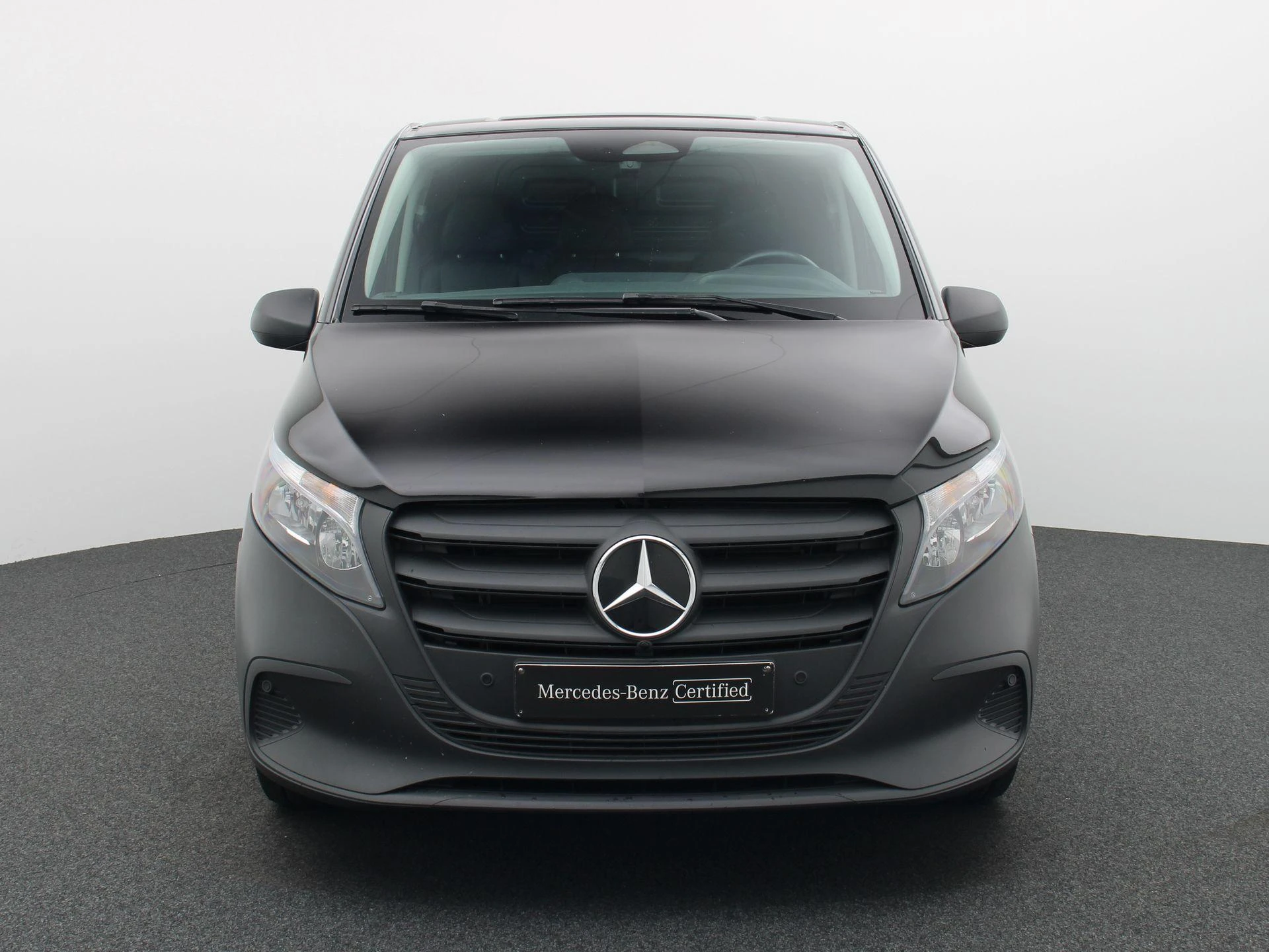 Mercedes-Benz-Vito-image-2