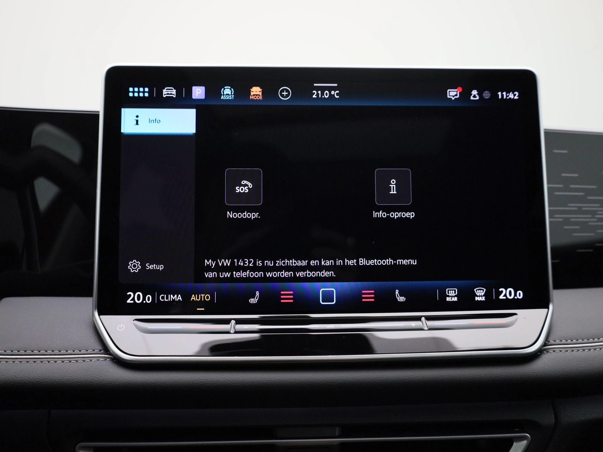 Volkswagen-Tiguan-image-24