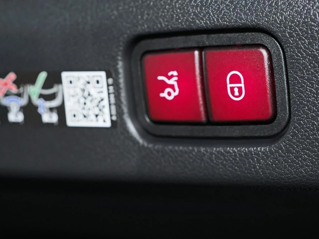 Mercedes-Benz-E-Klasse 300 de-image-16