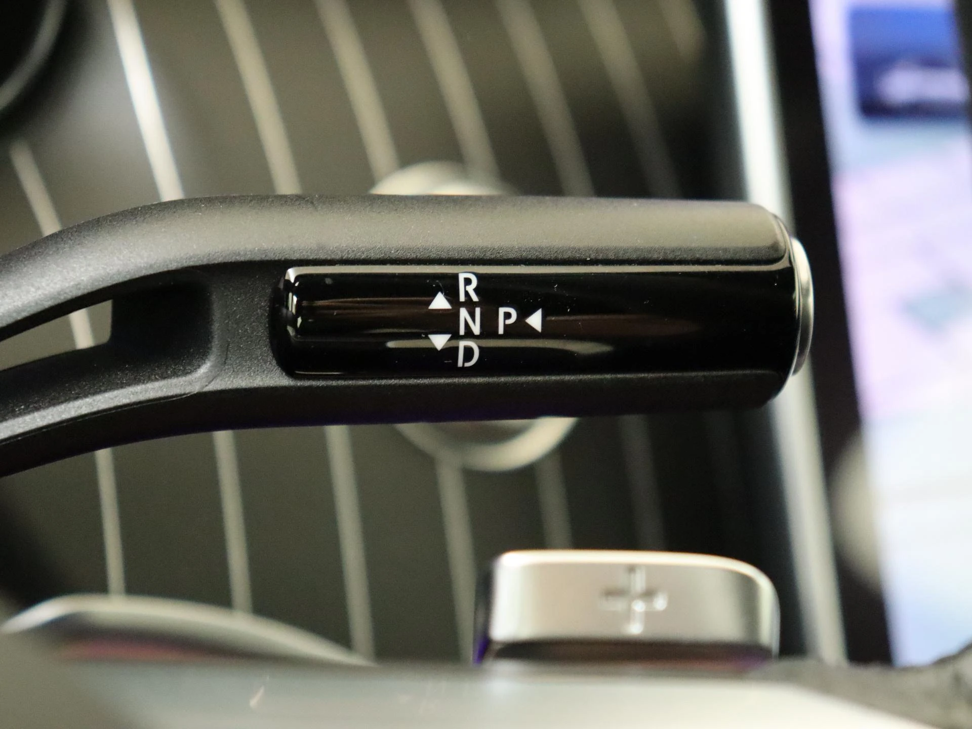 Mercedes-Benz-C-Klasse-image-14
