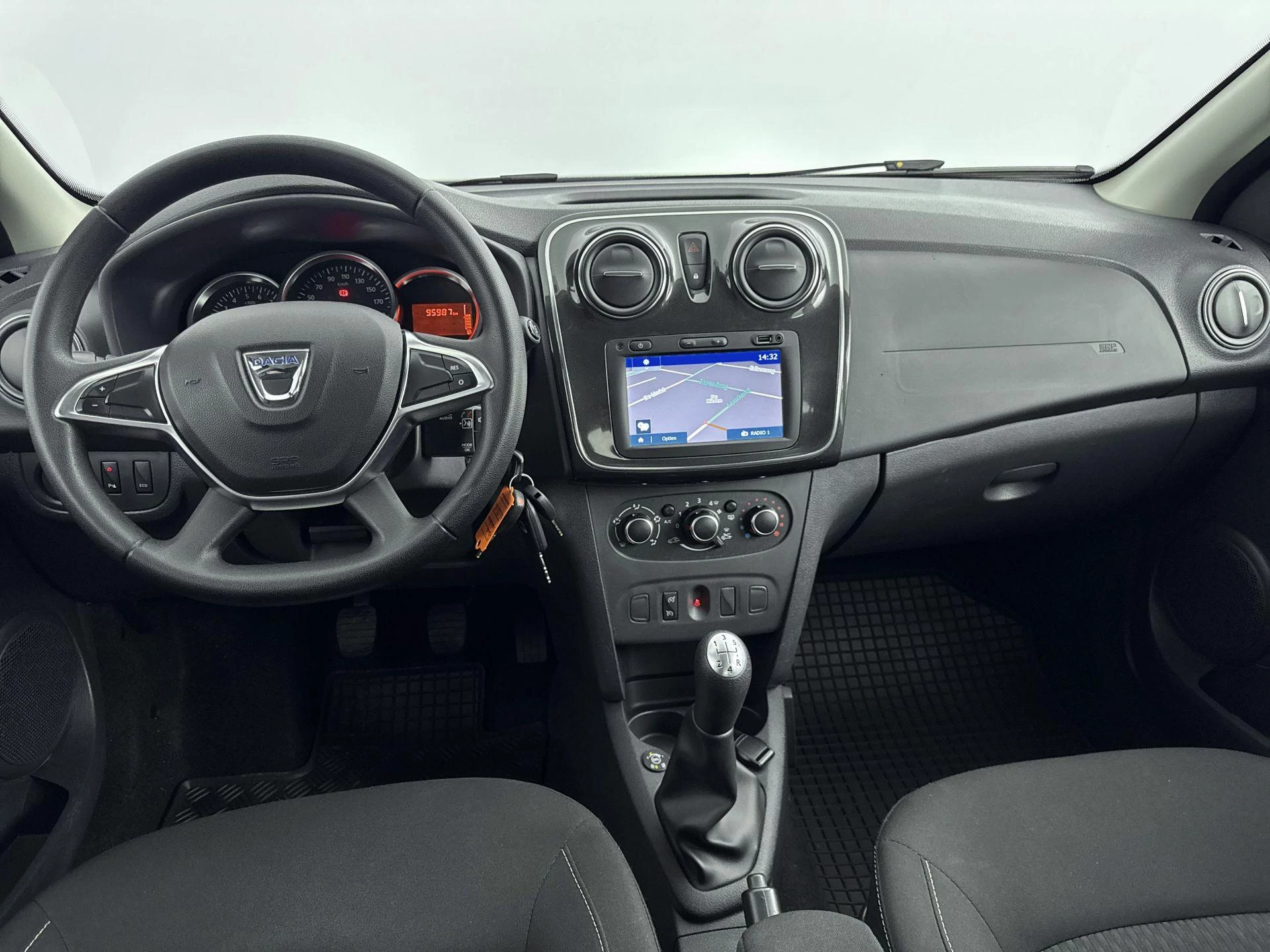 Dacia-Sandero-image-18