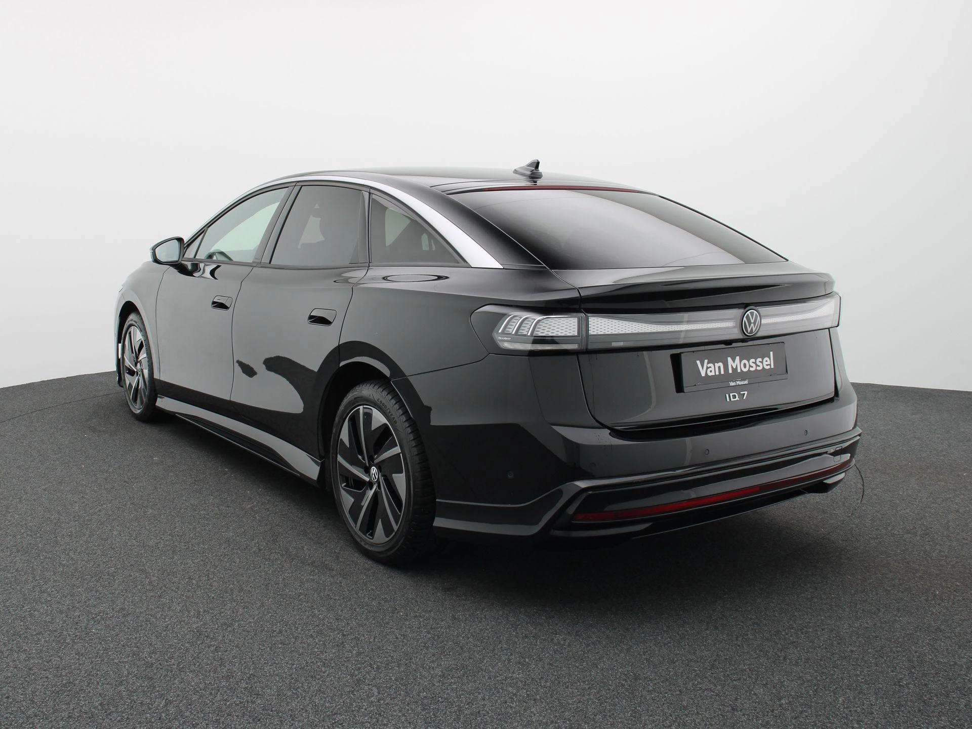 Volkswagen ID.7 82kWh Pro