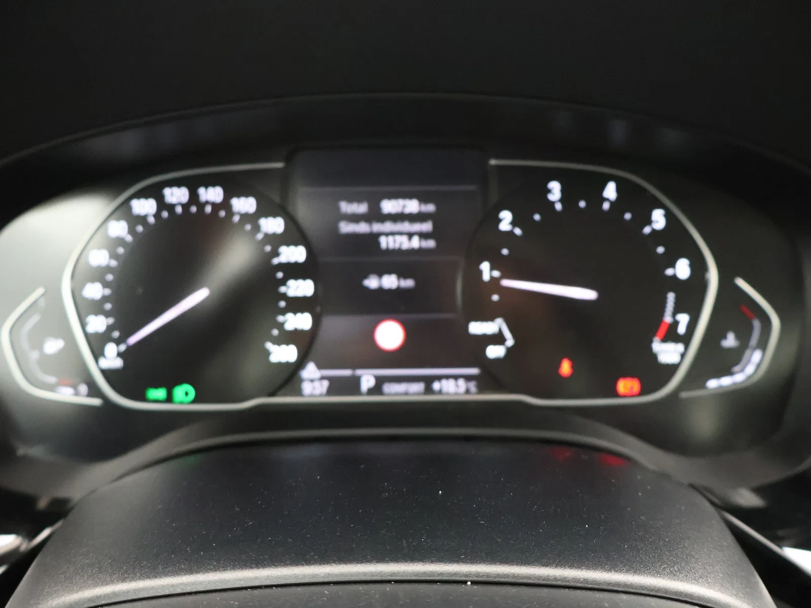 BMW Série 5 SW (G31LCI) Touring 520iA 184PK *AUTOMAAT*PANO DAK*LEDER*SFEERVERLICHTING*NAVI*BLTH*CRUISE*APP CONNECT*FULL LED*...