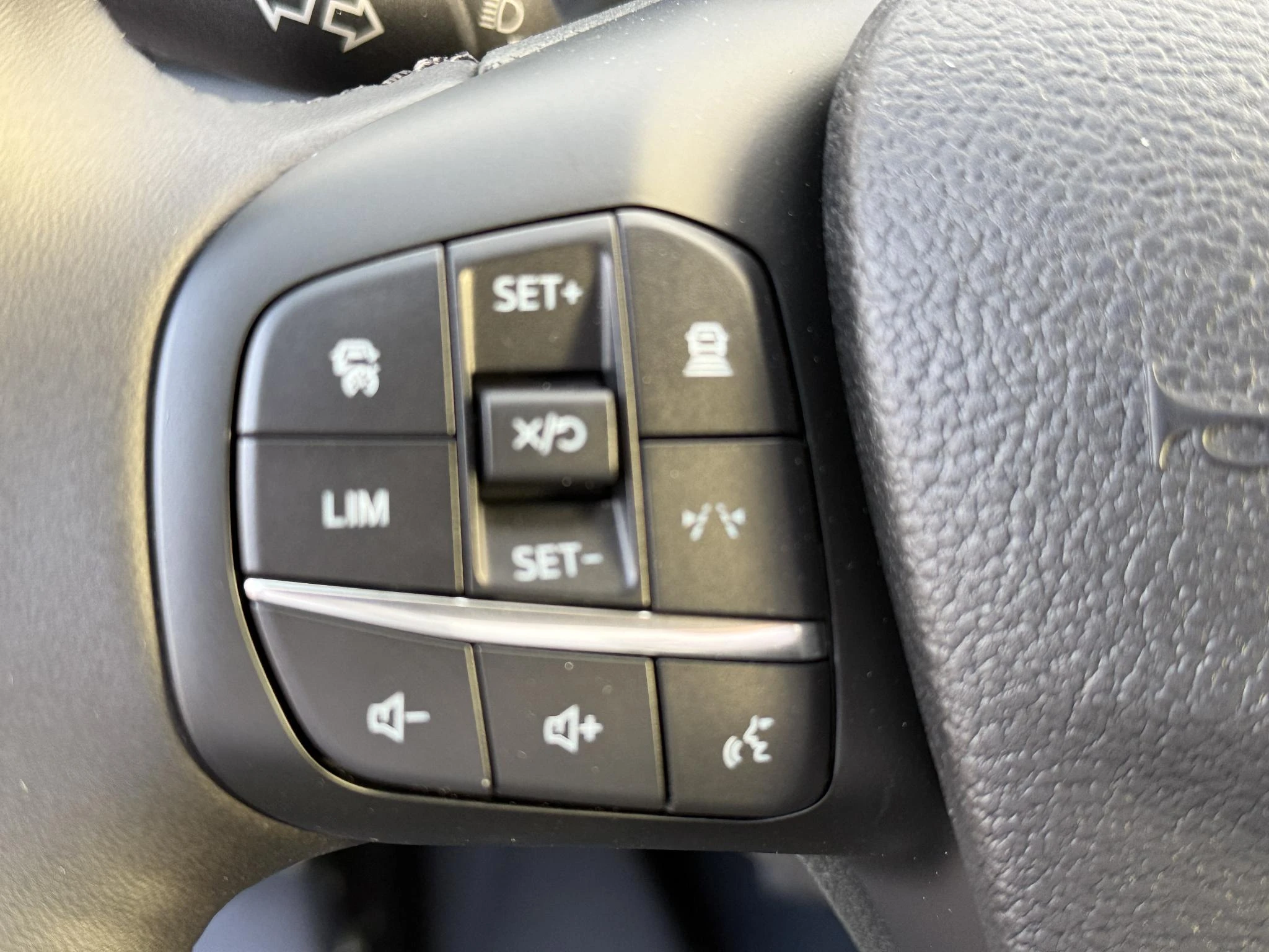 Ford-E-Transit-image-12