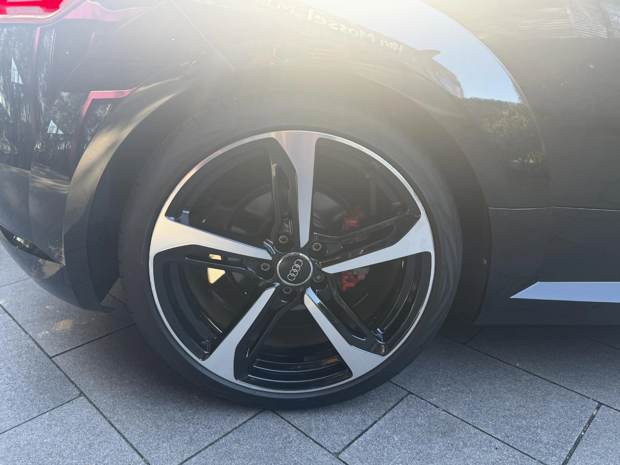 Audi-TT-image-2