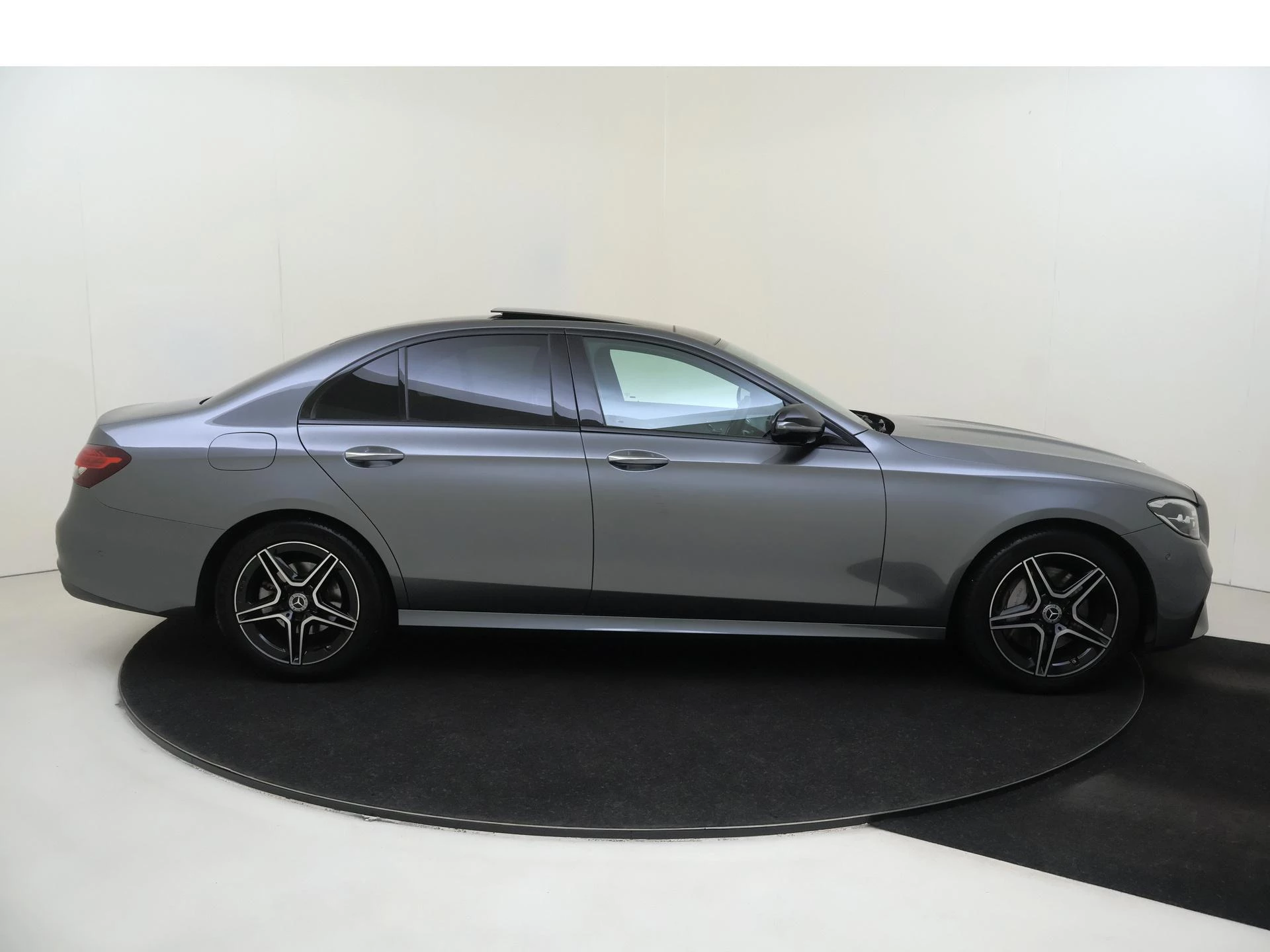Mercedes-Benz E-Klasse 200 Business Solution AMG