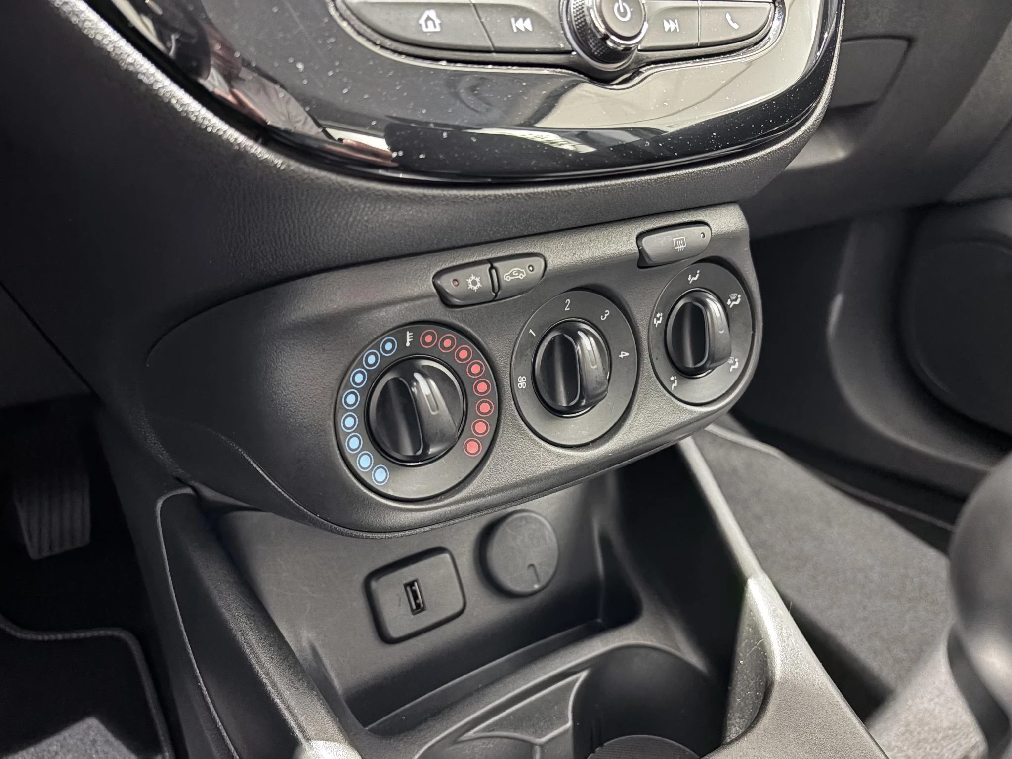 Opel-Corsa-image-21