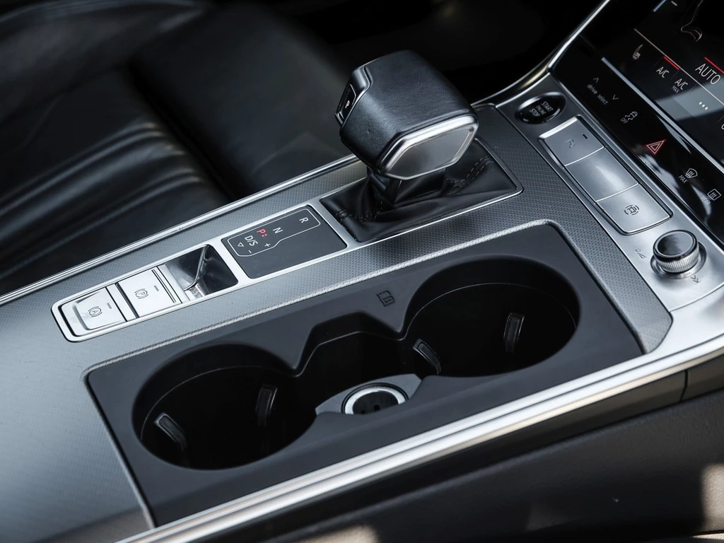 Audi A6 Avant 40 TDI sport Panorama AHK Leder Head-up
