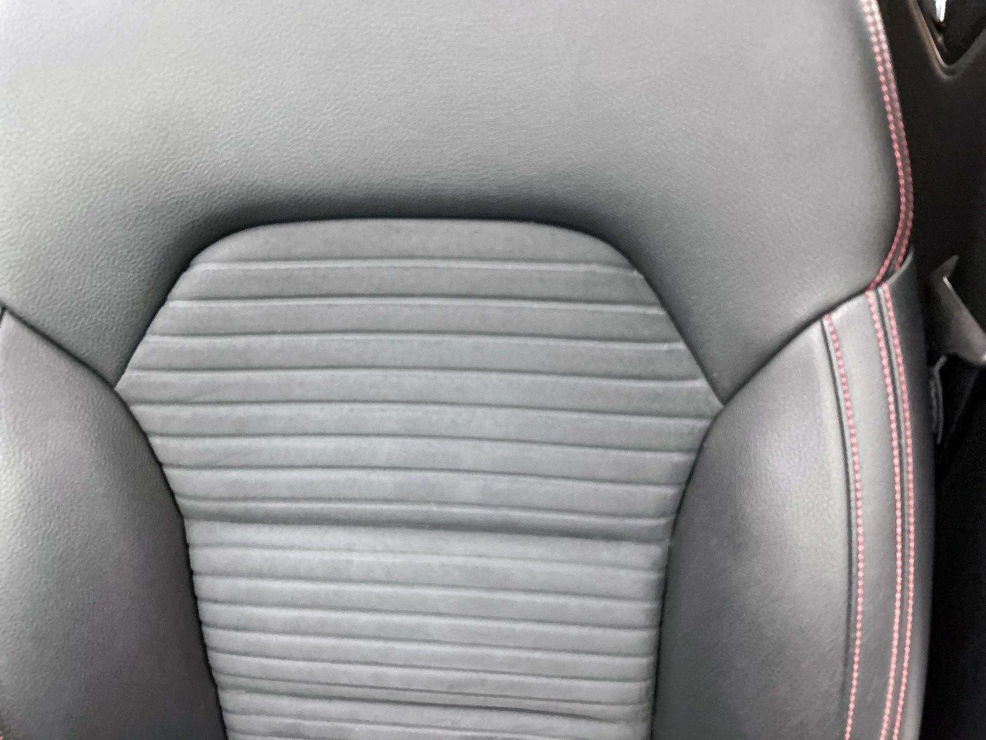 Mercedes-Benz-B-Klasse-image-18