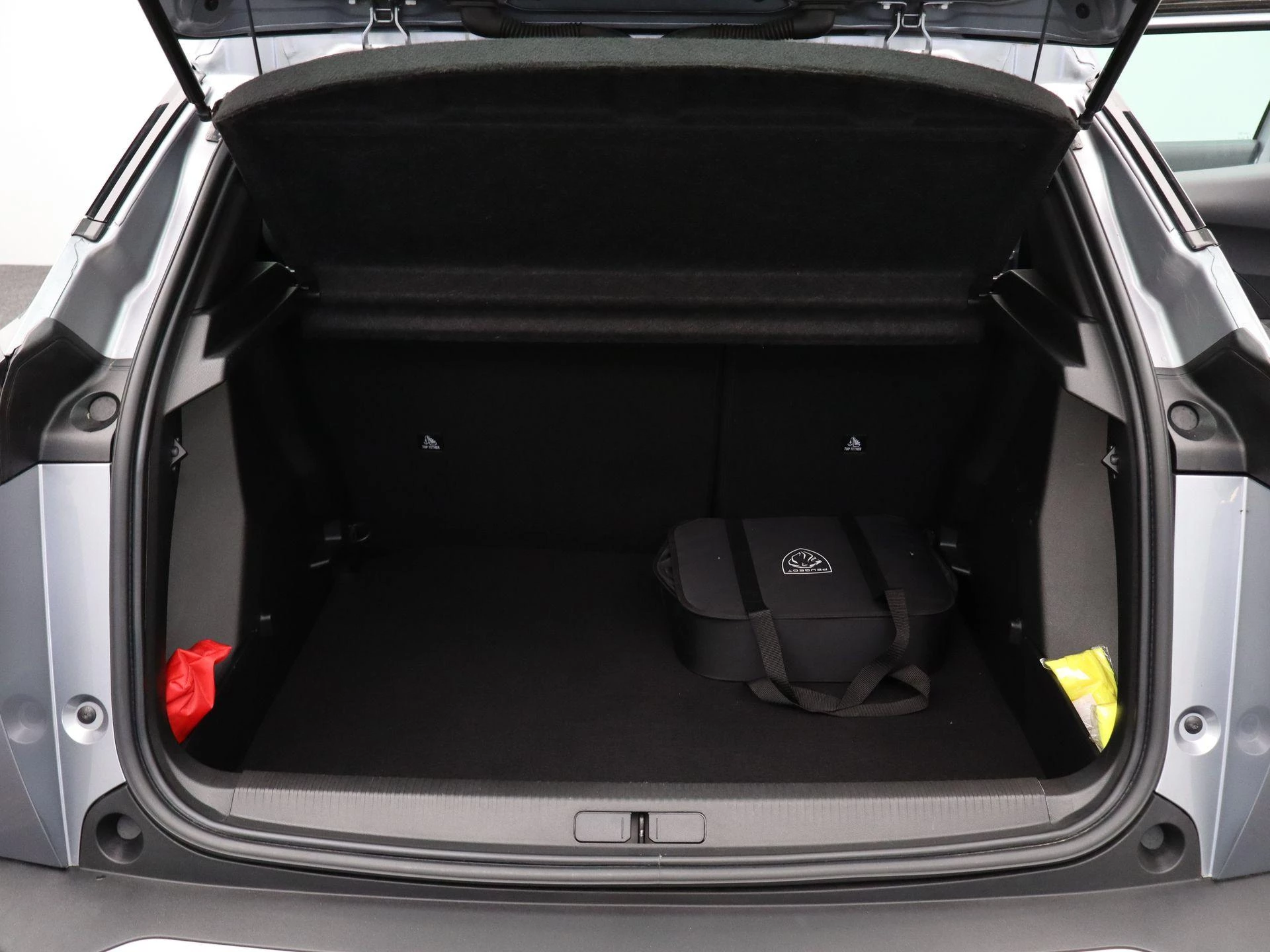 Peugeot e-2008 e-2008 Active Pack