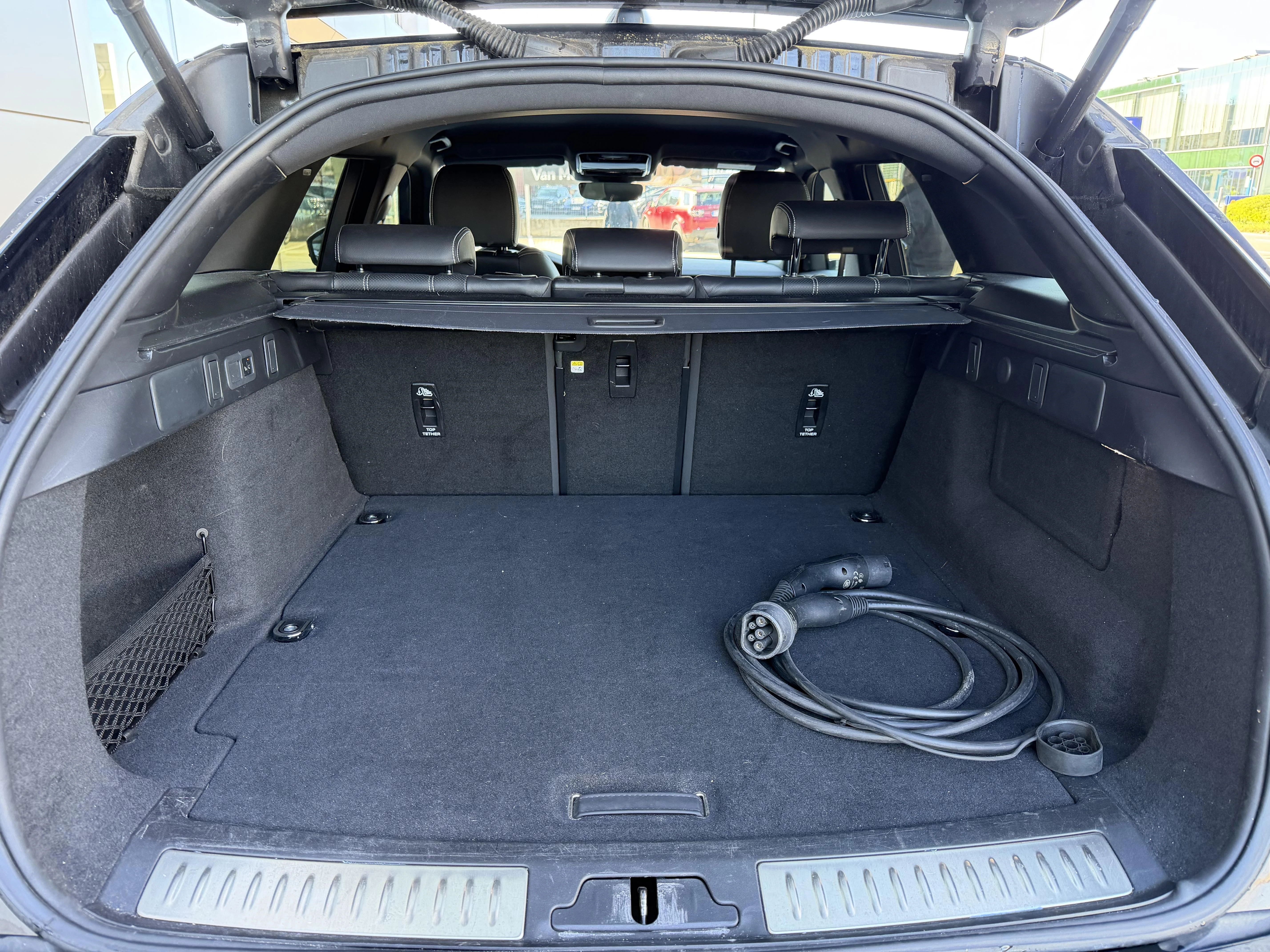 Land Rover Range Rover Velar P400e R-Dynamic S