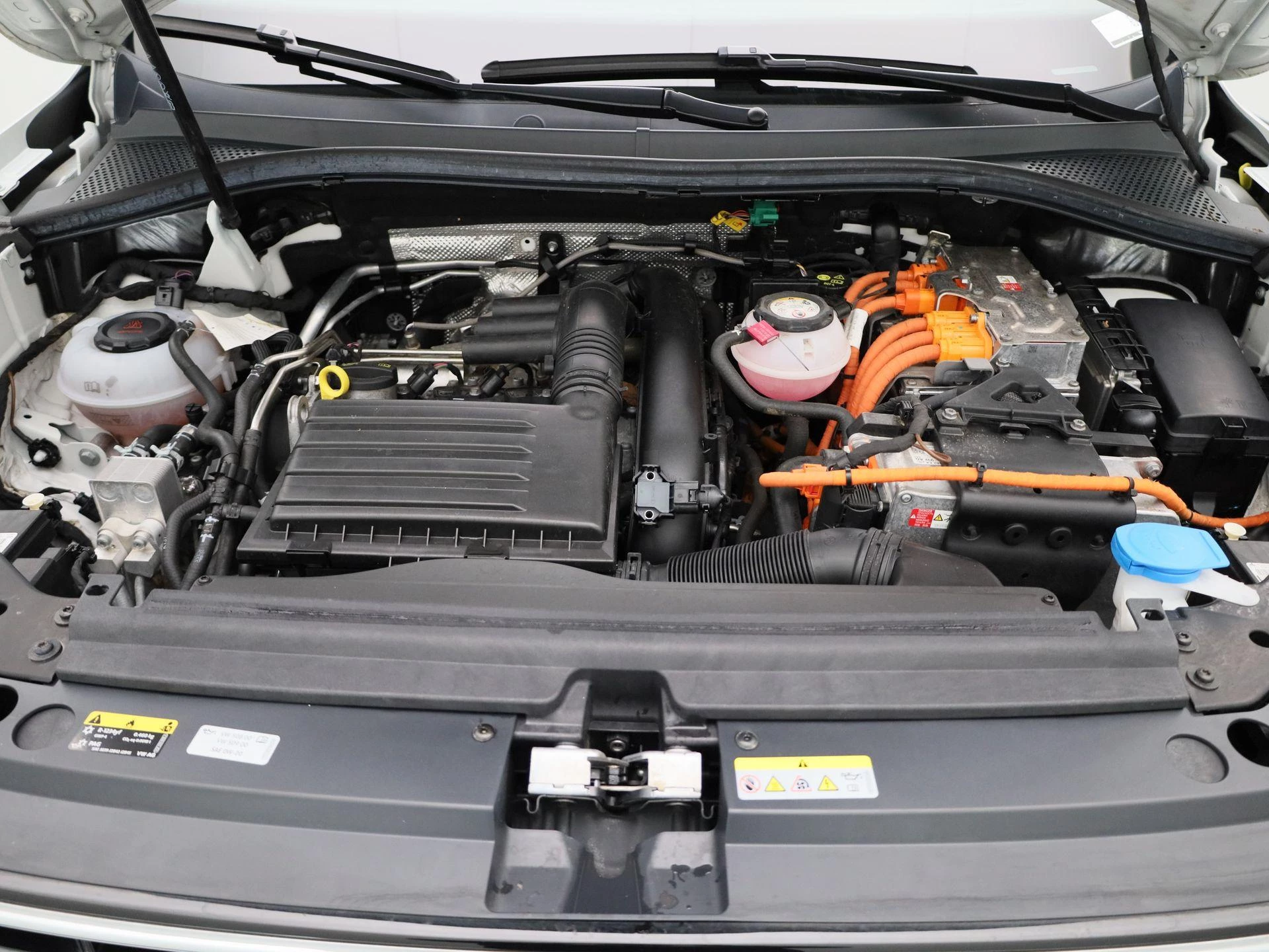 Volkswagen Tiguan 1.4 TSI eHybrid R-Line Business+ 245 PK|