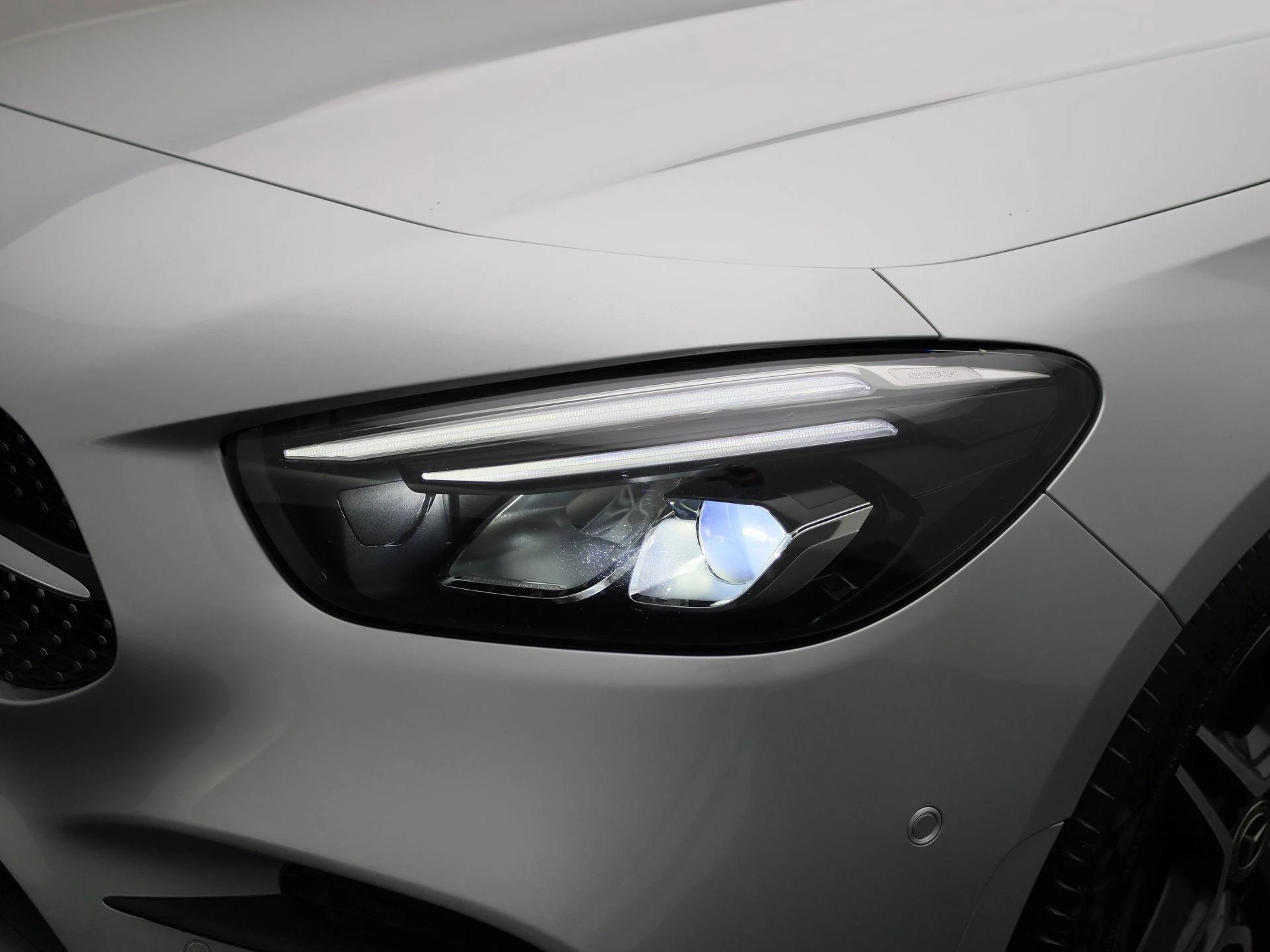 Mercedes-Benz-B-Klasse-image-14