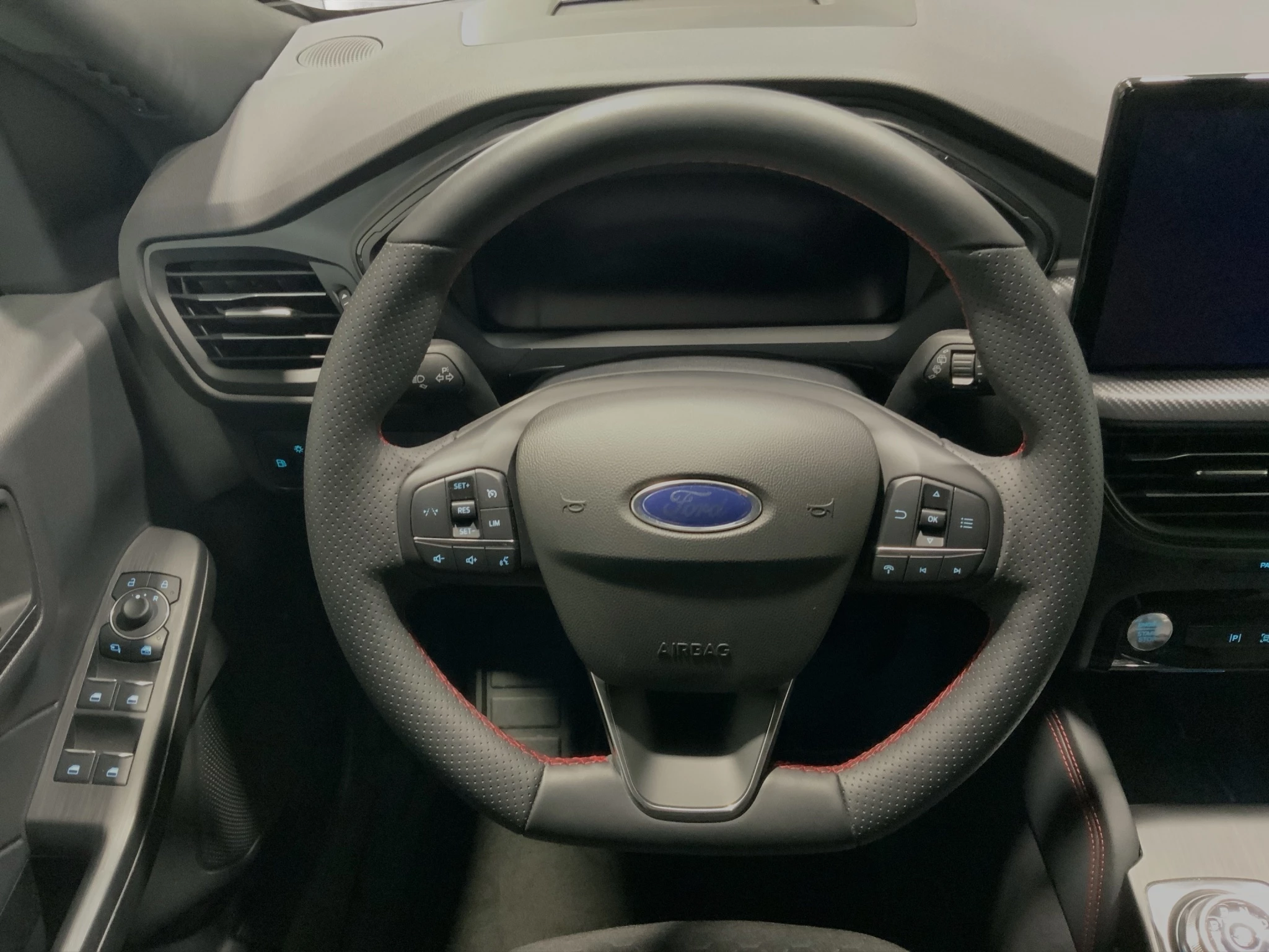 Ford Kuga ST-Line 5-Türer 2.5 l Duratec PHEV