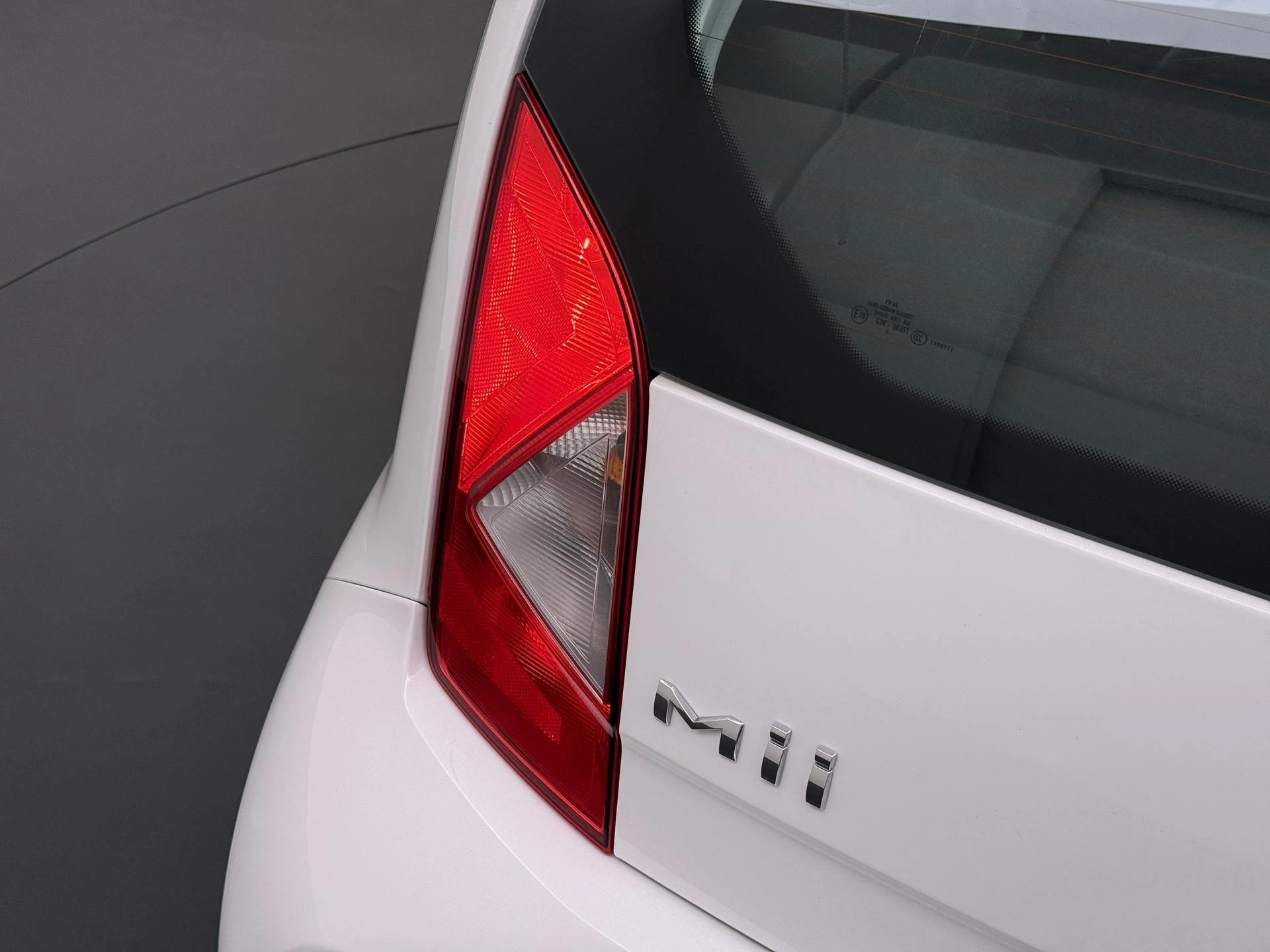 SEAT-Mii-image-2