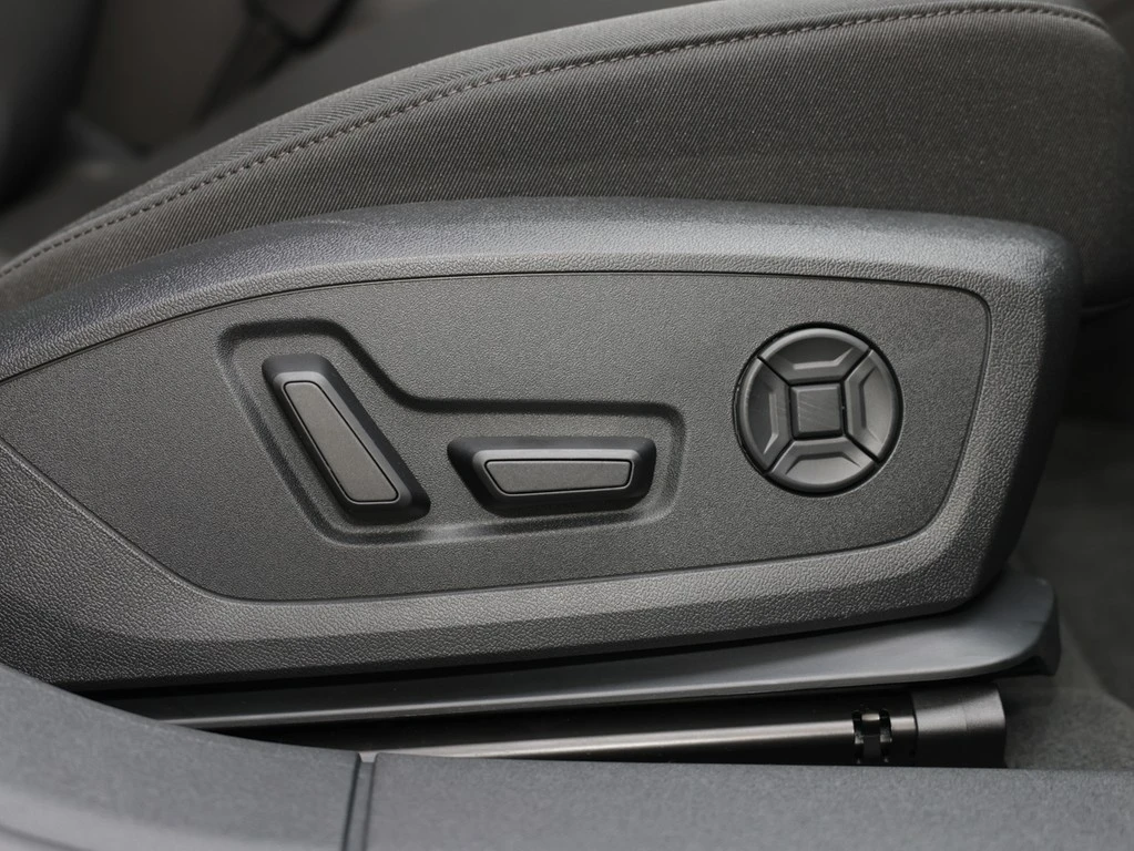 Audi-A6-image-9