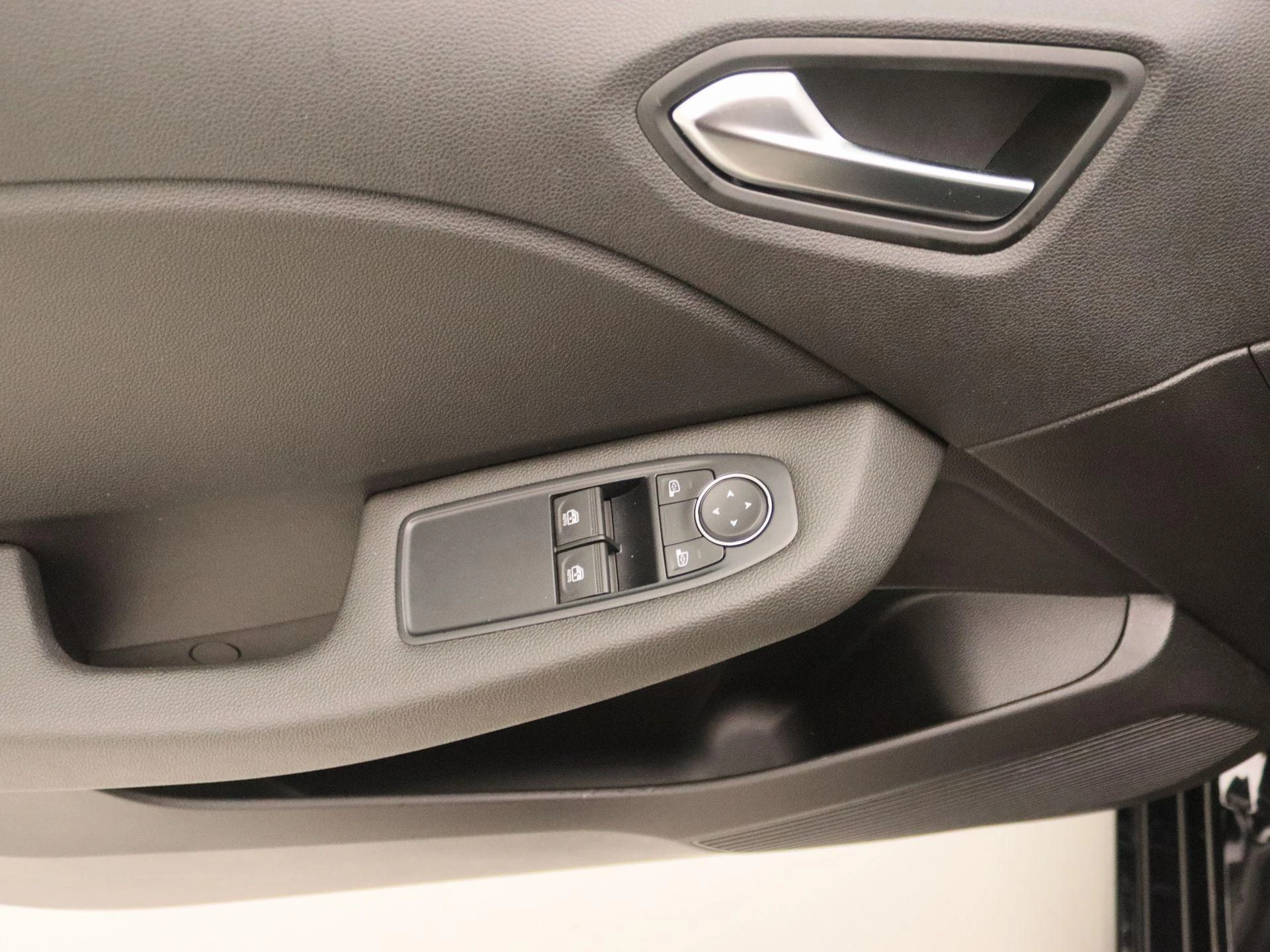 Renault-Clio-image-19