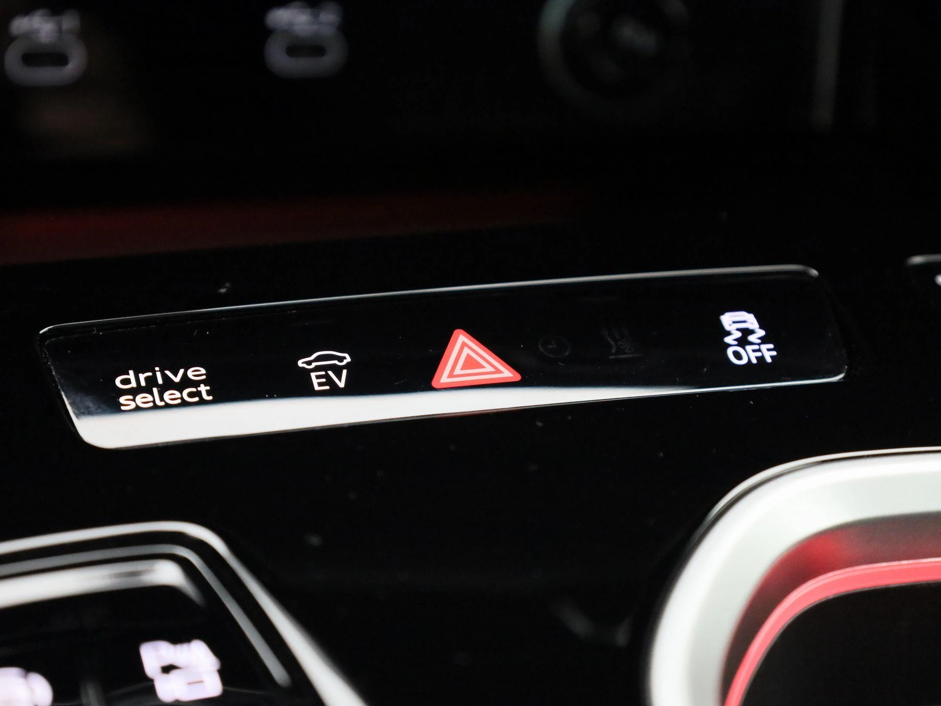 Audi-A6-image-26