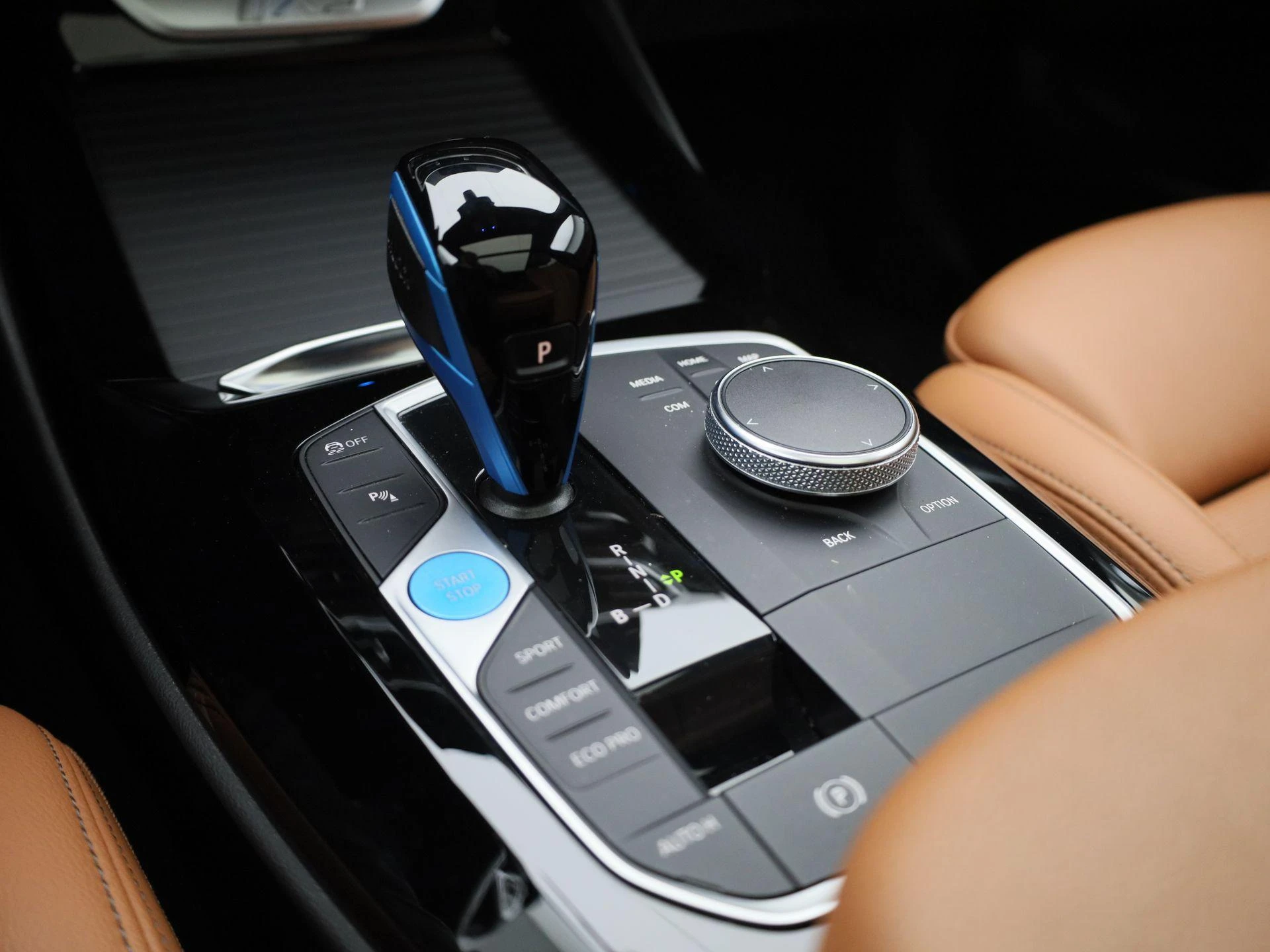 BMW-iX3-image-18