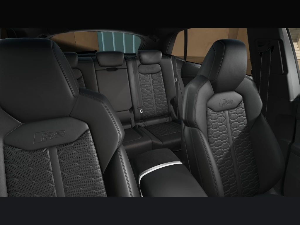 Audi RSQ8 performance TFSI quattro B&O Matrix Pano 360° HUD AHK