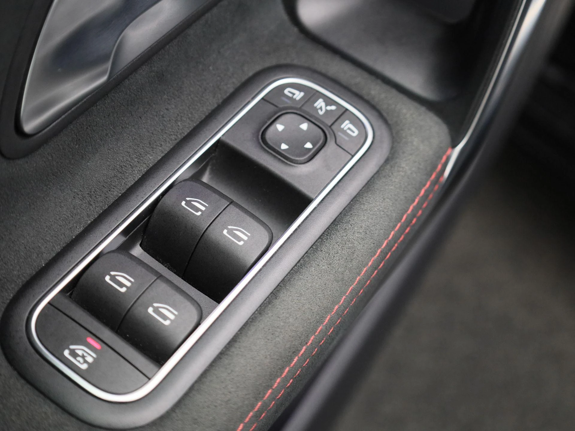 Mercedes-Benz-A-Klasse-image-31