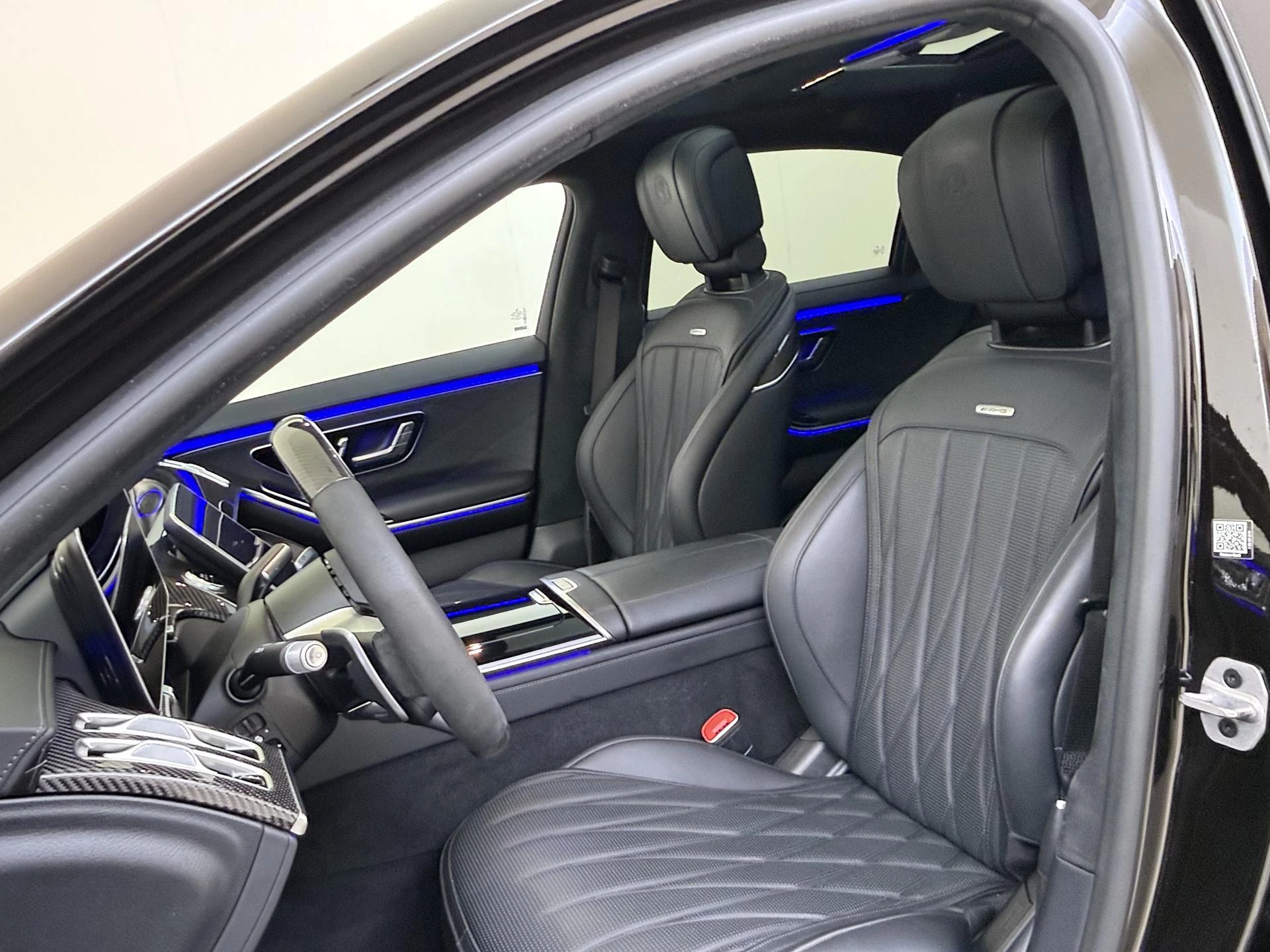 Mercedes-Benz-S-Klasse-image-17