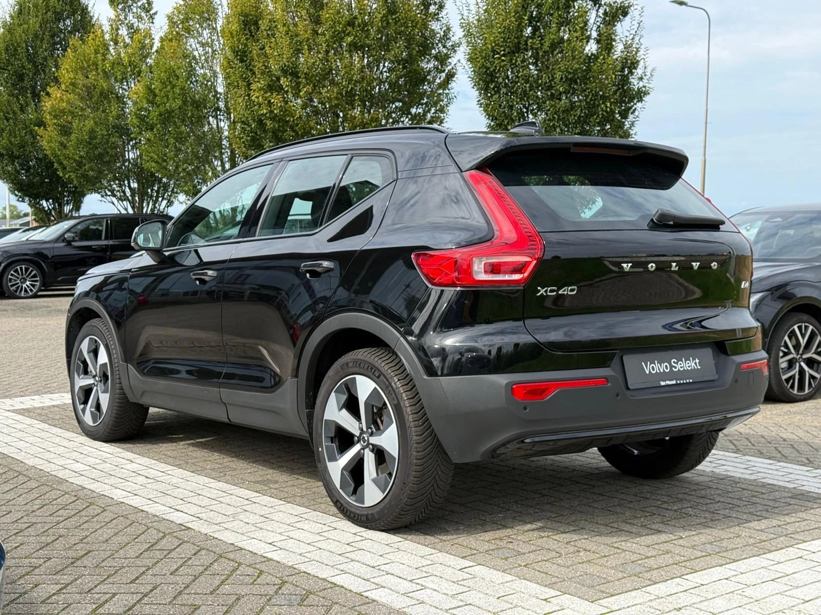 Volvo-XC40-image-2