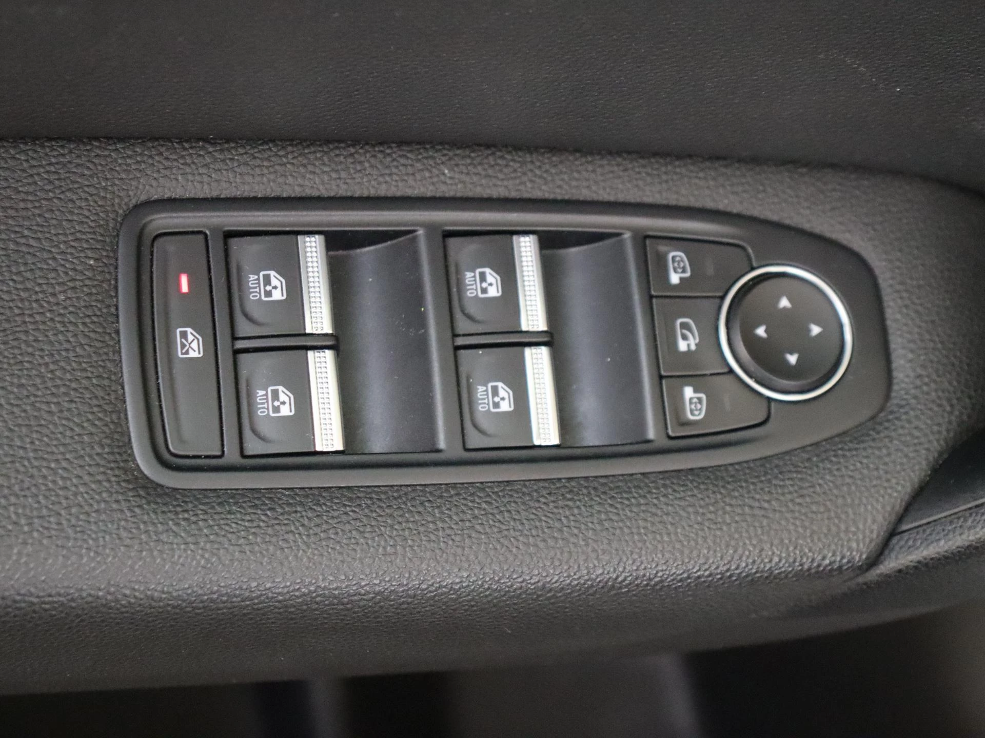 Renault-Captur-image-22