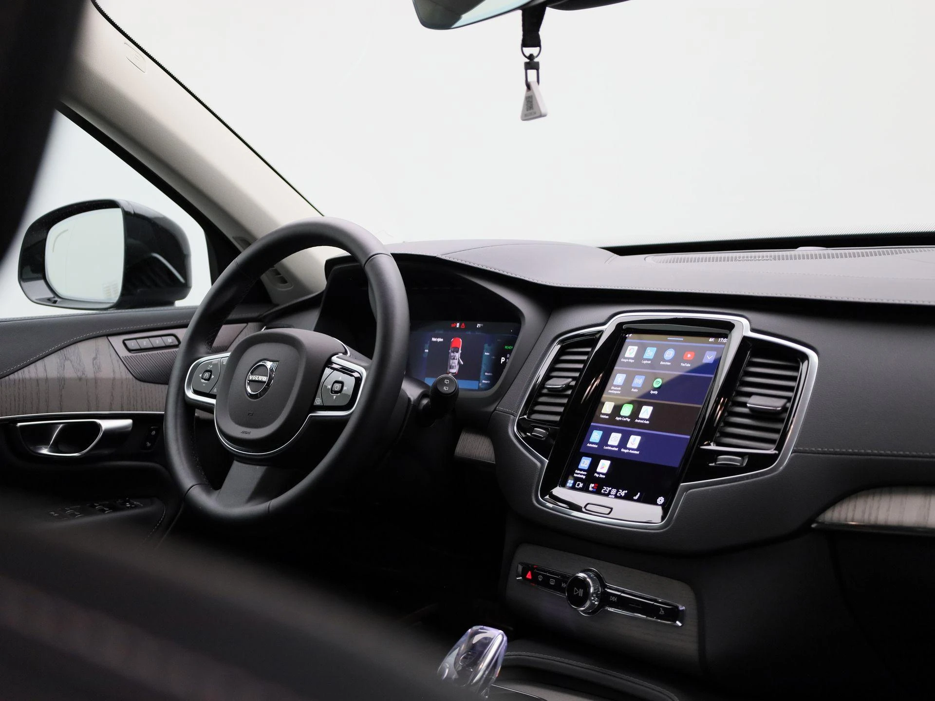 Volvo XC90 2.0 T8 4WD Plus Dark Aut.