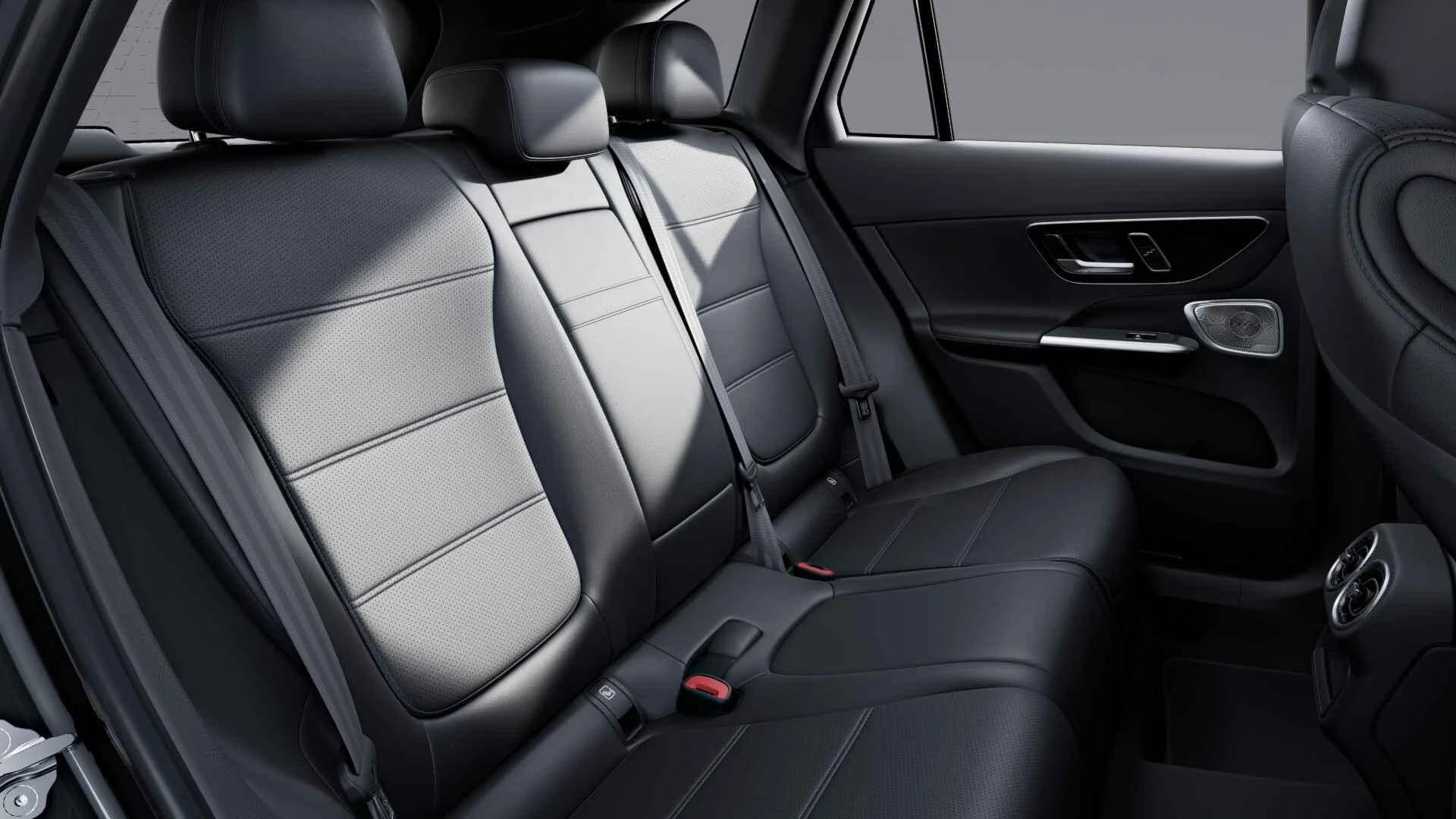 Mercedes-Benz-GLC-image-10
