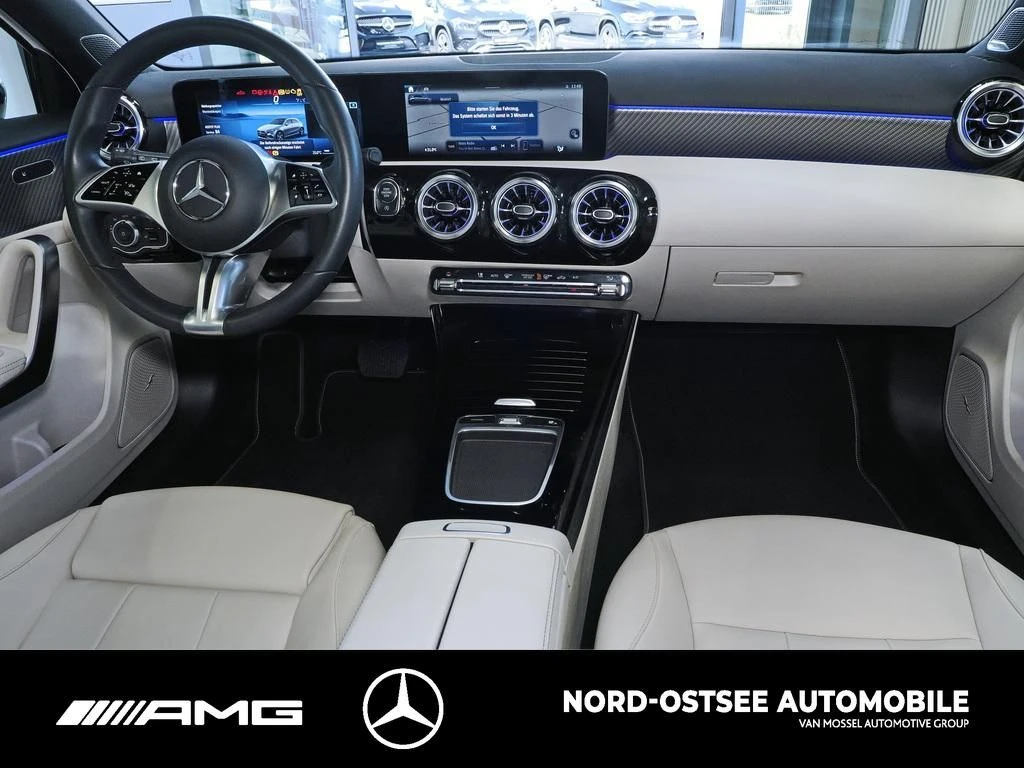 Mercedes-Benz A-Klasse 200 PROGRESSIVE PANO 360 BURMESTER NIGHT NAVI Progressive