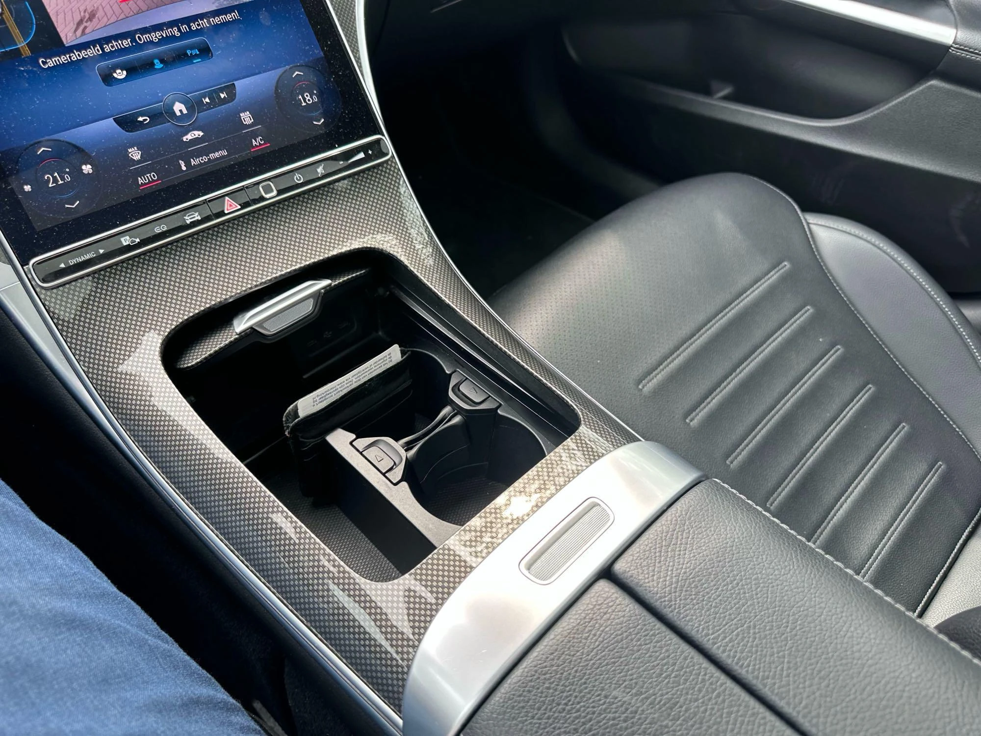 Mercedes-Benz-C-Klasse-image-20