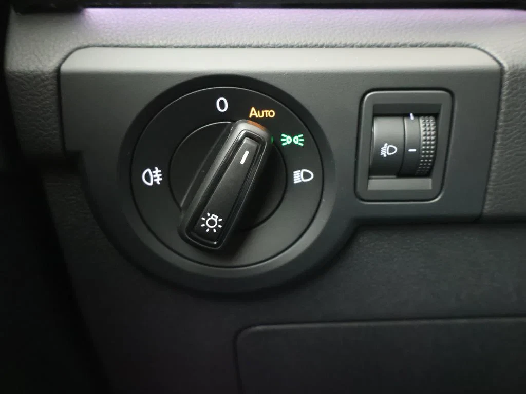 Volkswagen-T-Cross-image-24