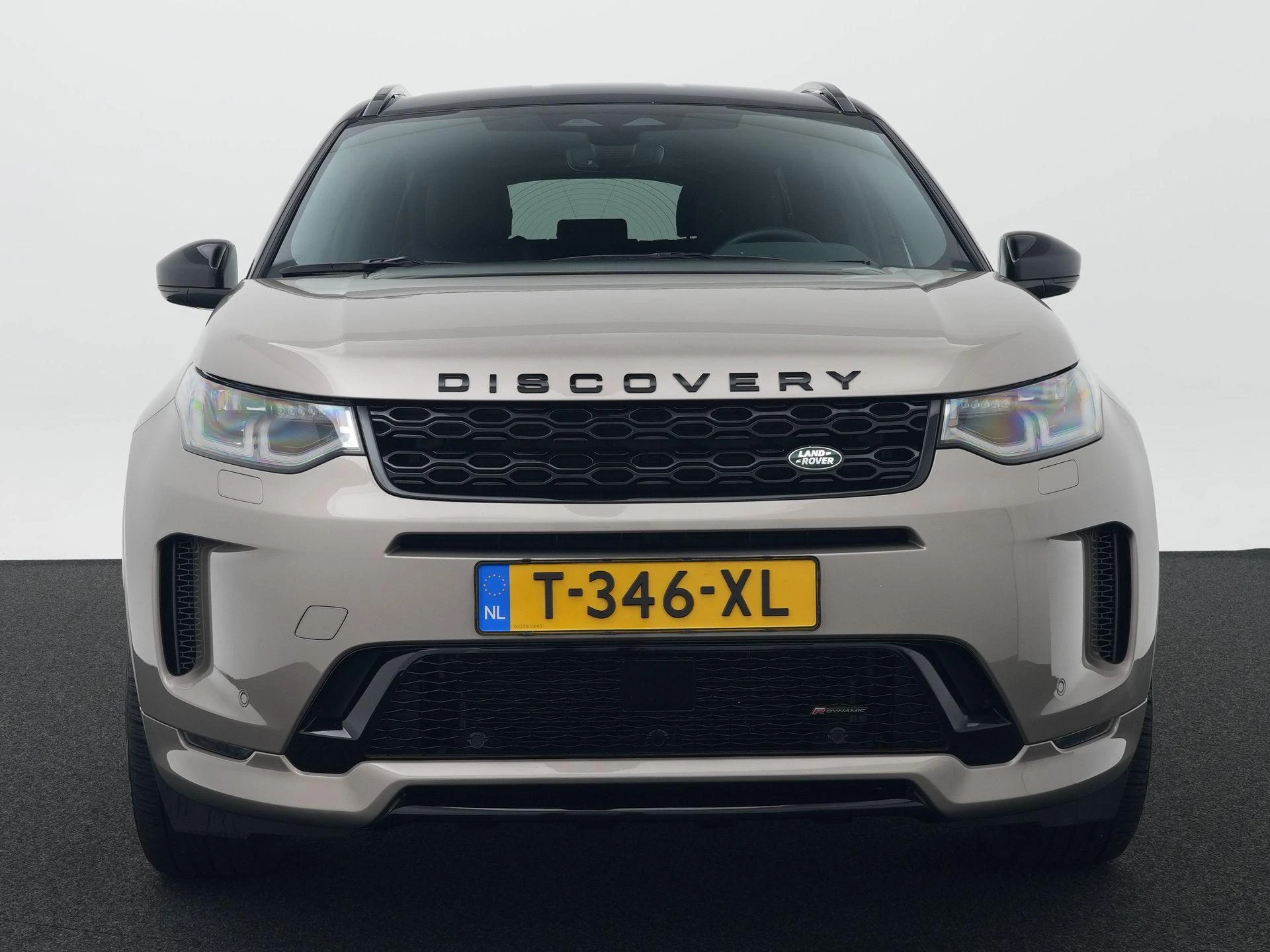 Land Rover-Discovery Sport-image-2