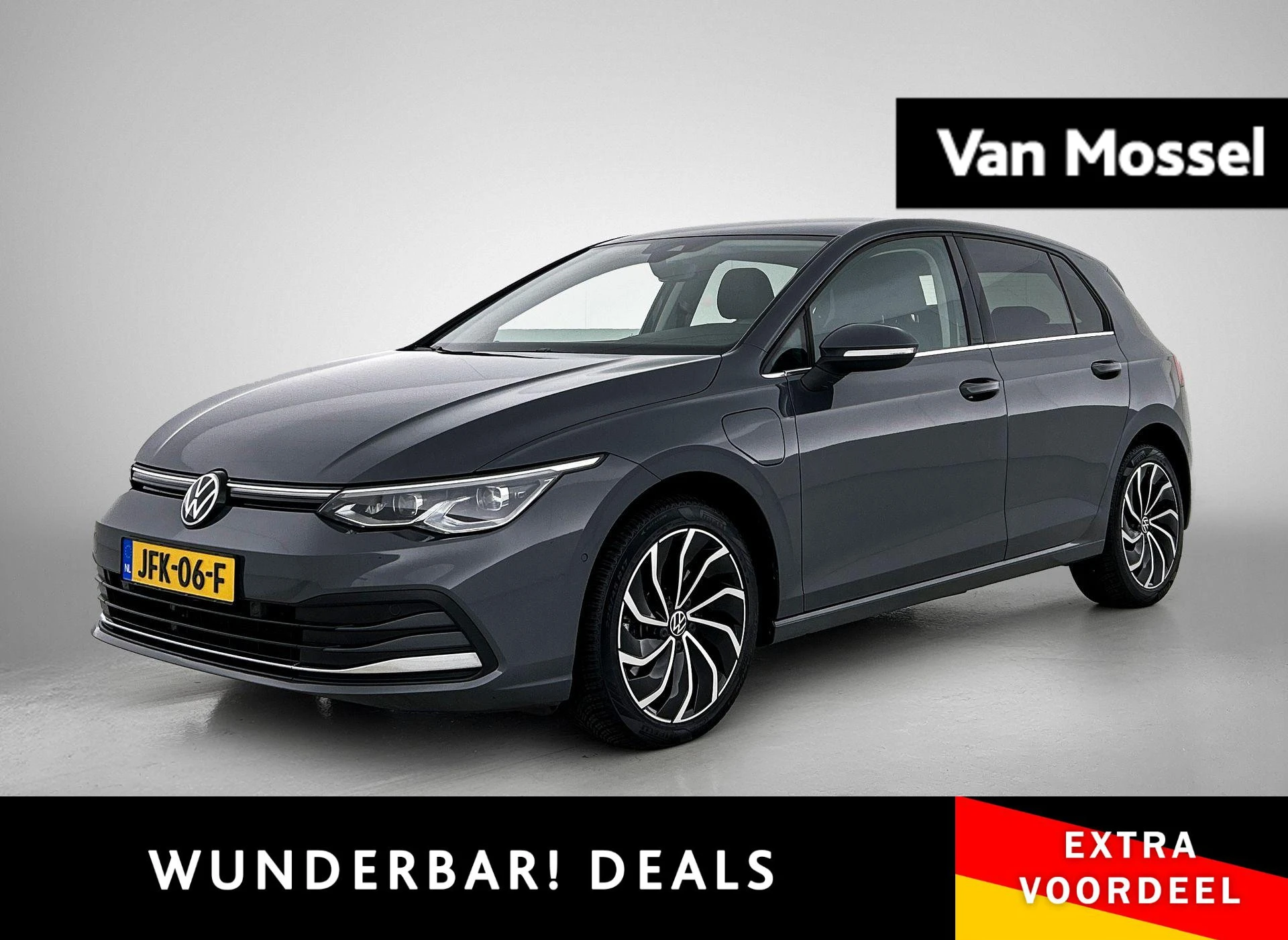 Volkswagen-Golf-image-0
