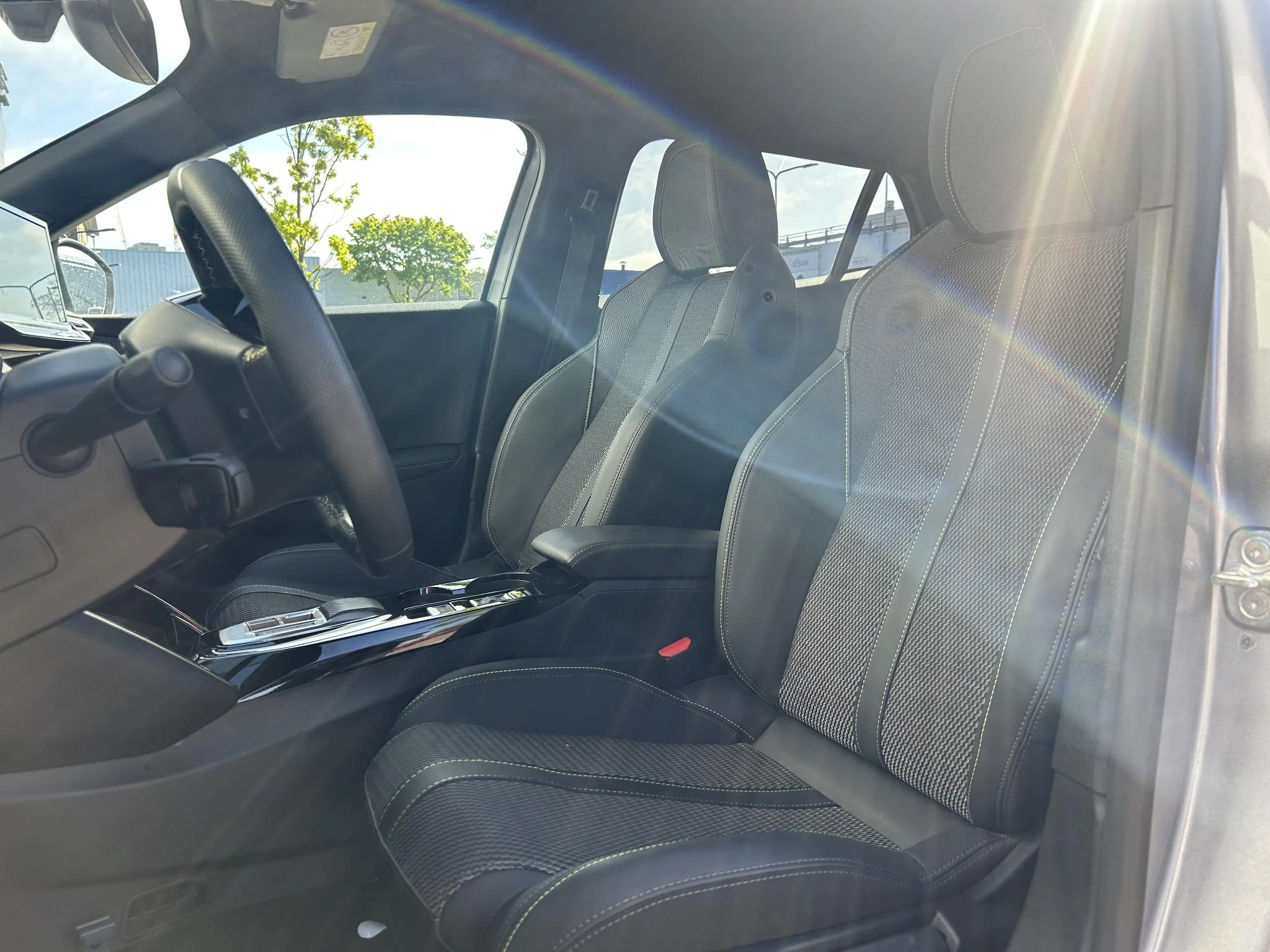 Peugeot-e-2008-image-20