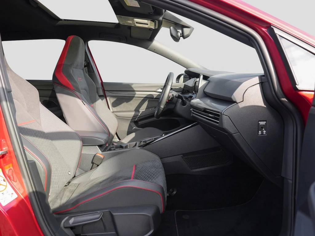 Volkswagen-Golf-image-6