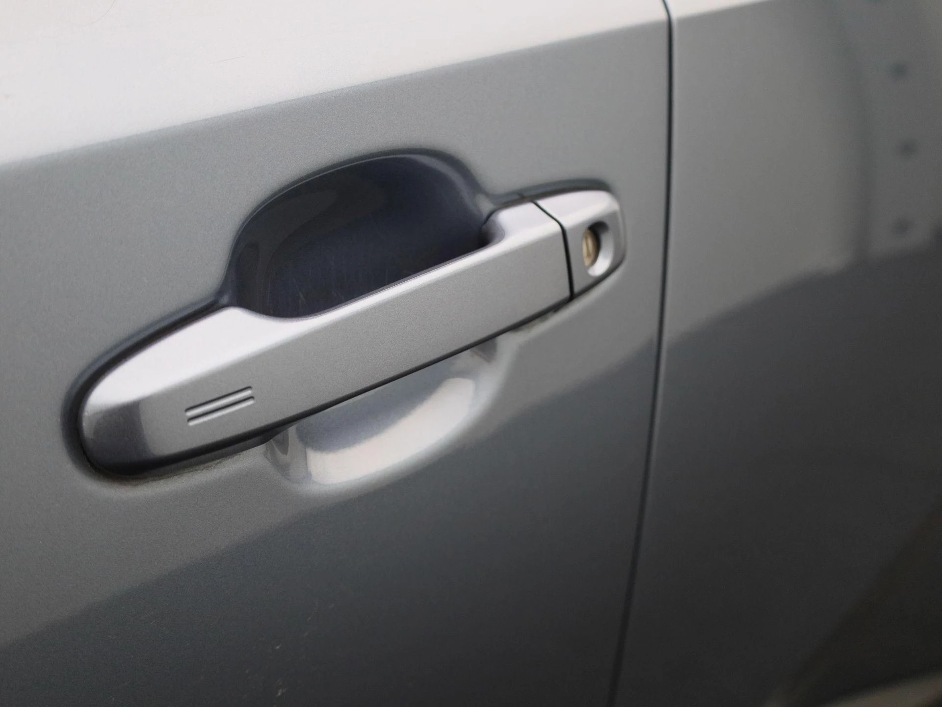 Toyota-C-HR-image-14