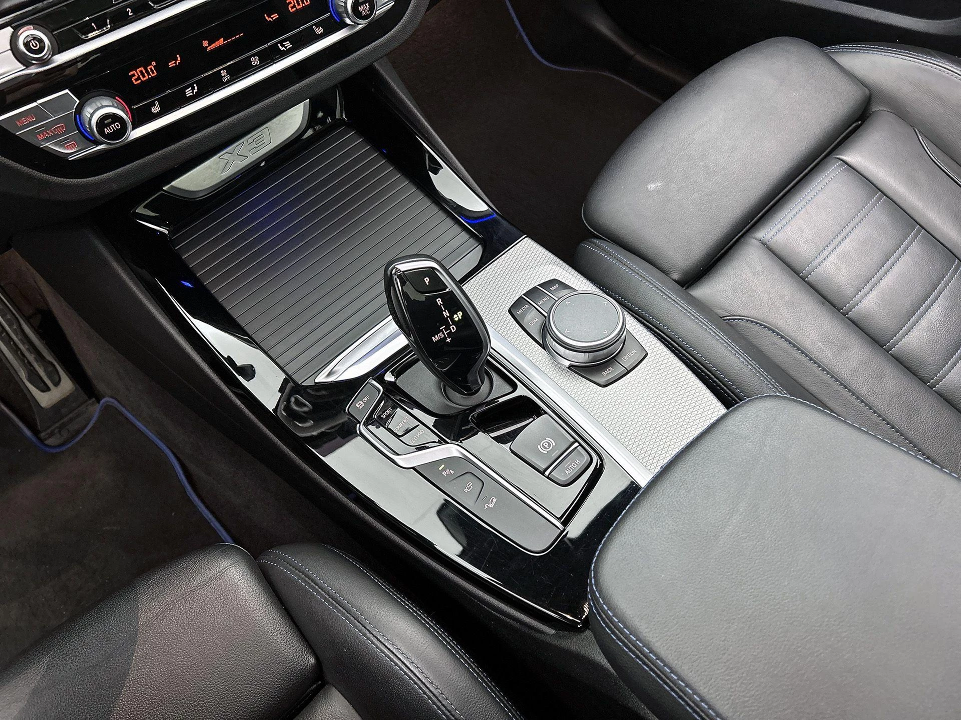 BMW X3 xDrive30i High Executive