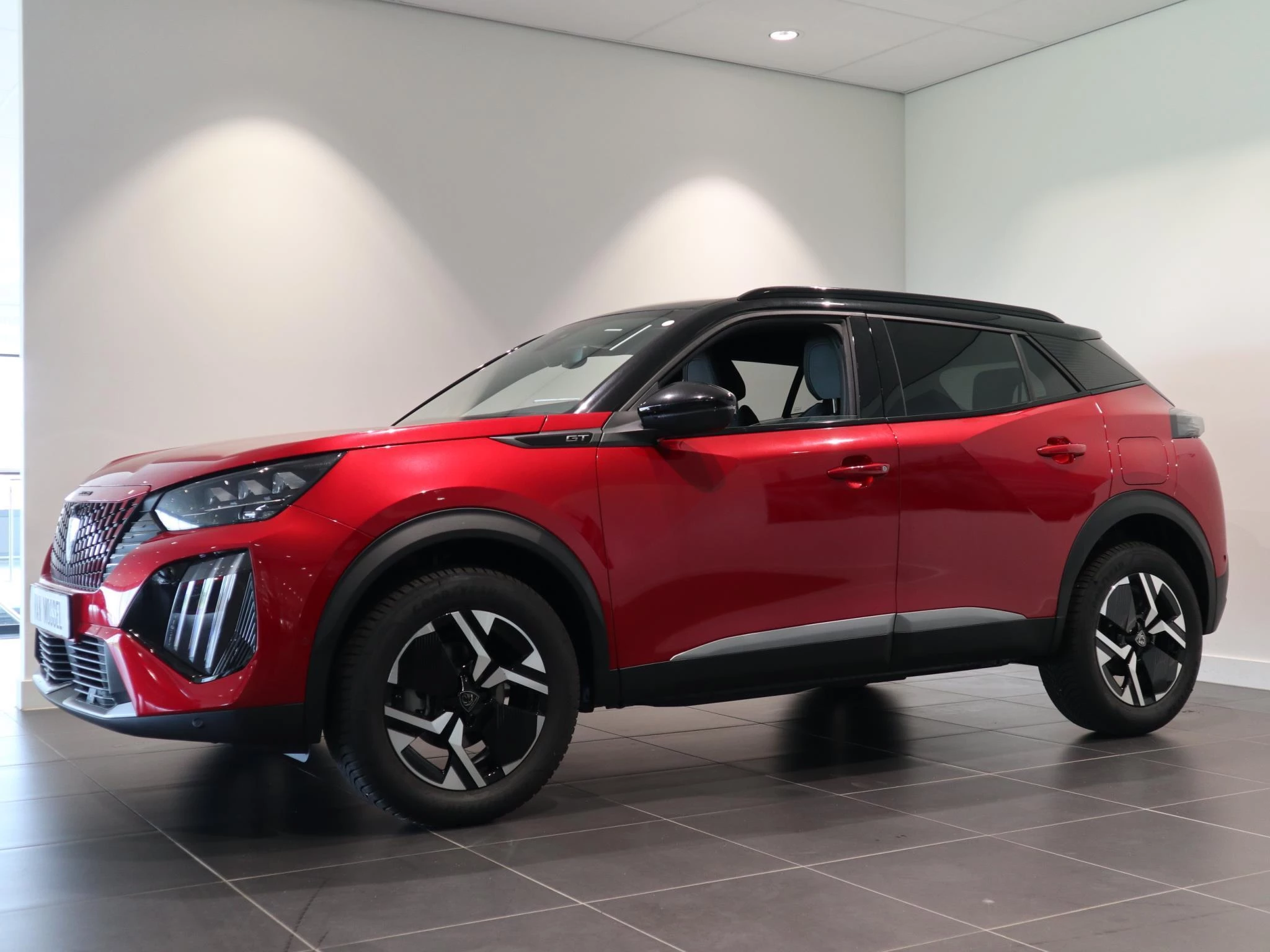 Peugeot-e-2008-image-2