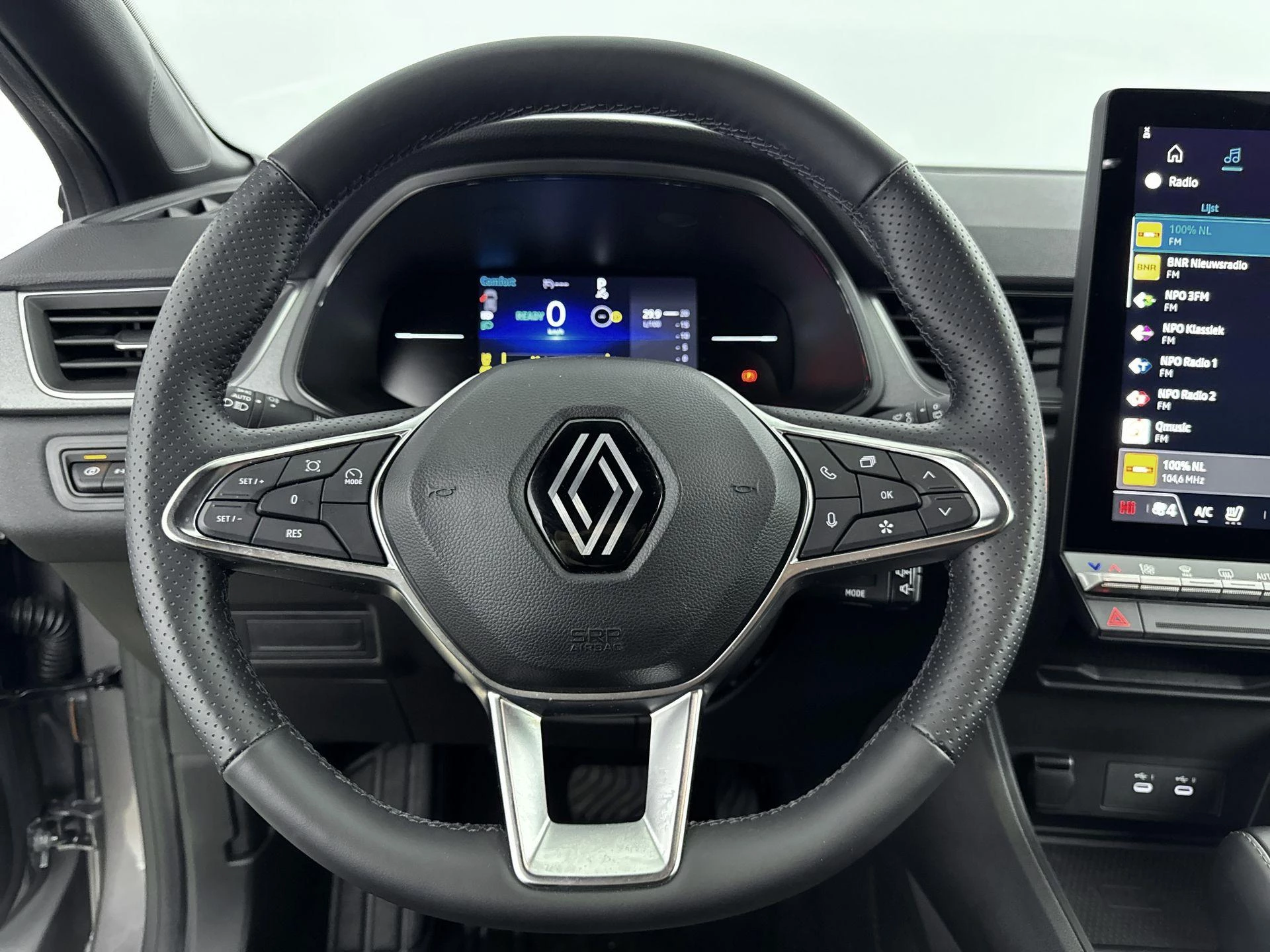 Renault-Captur-image-13