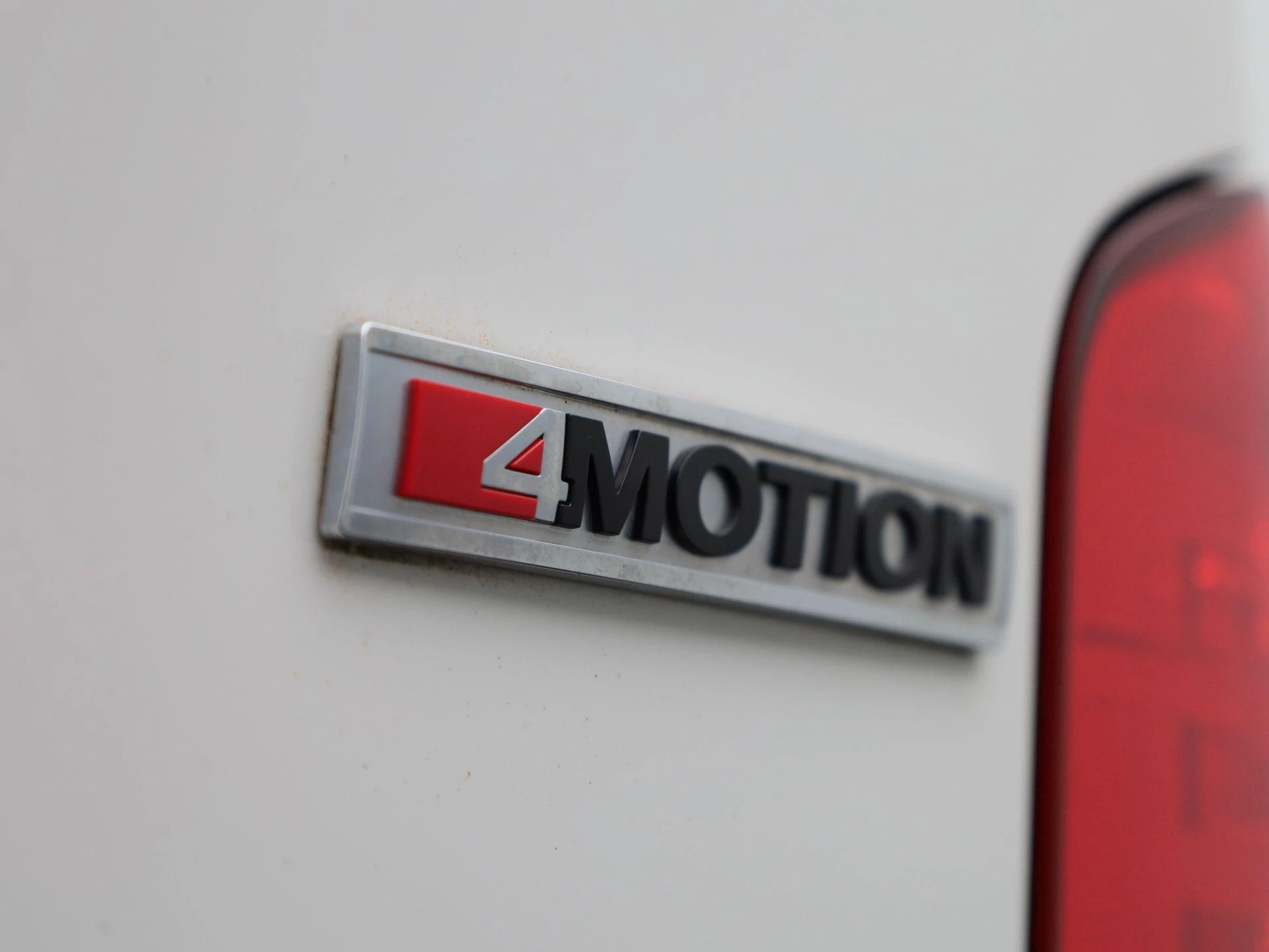 Volkswagen-Transporter-image-40