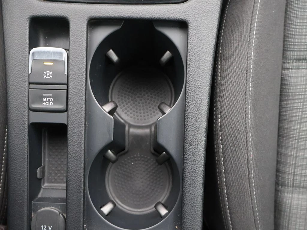 Volkswagen-Passat-image-26