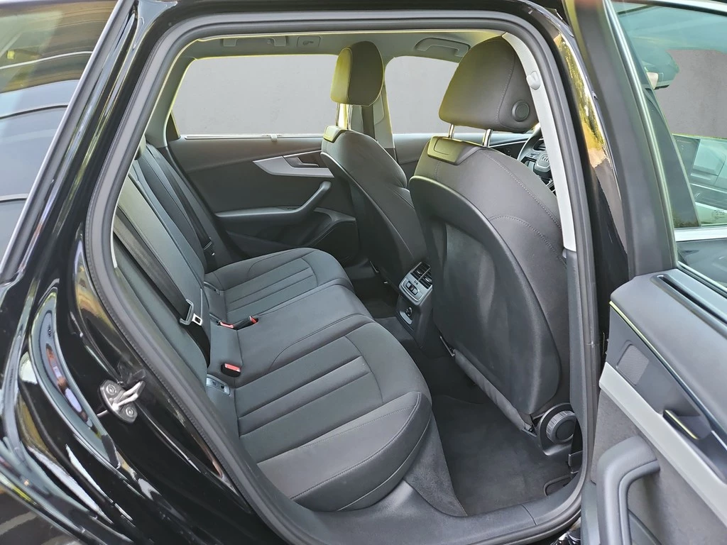 Audi A4 Avant advanced 40 TDI S tronic *Navi*AHK*