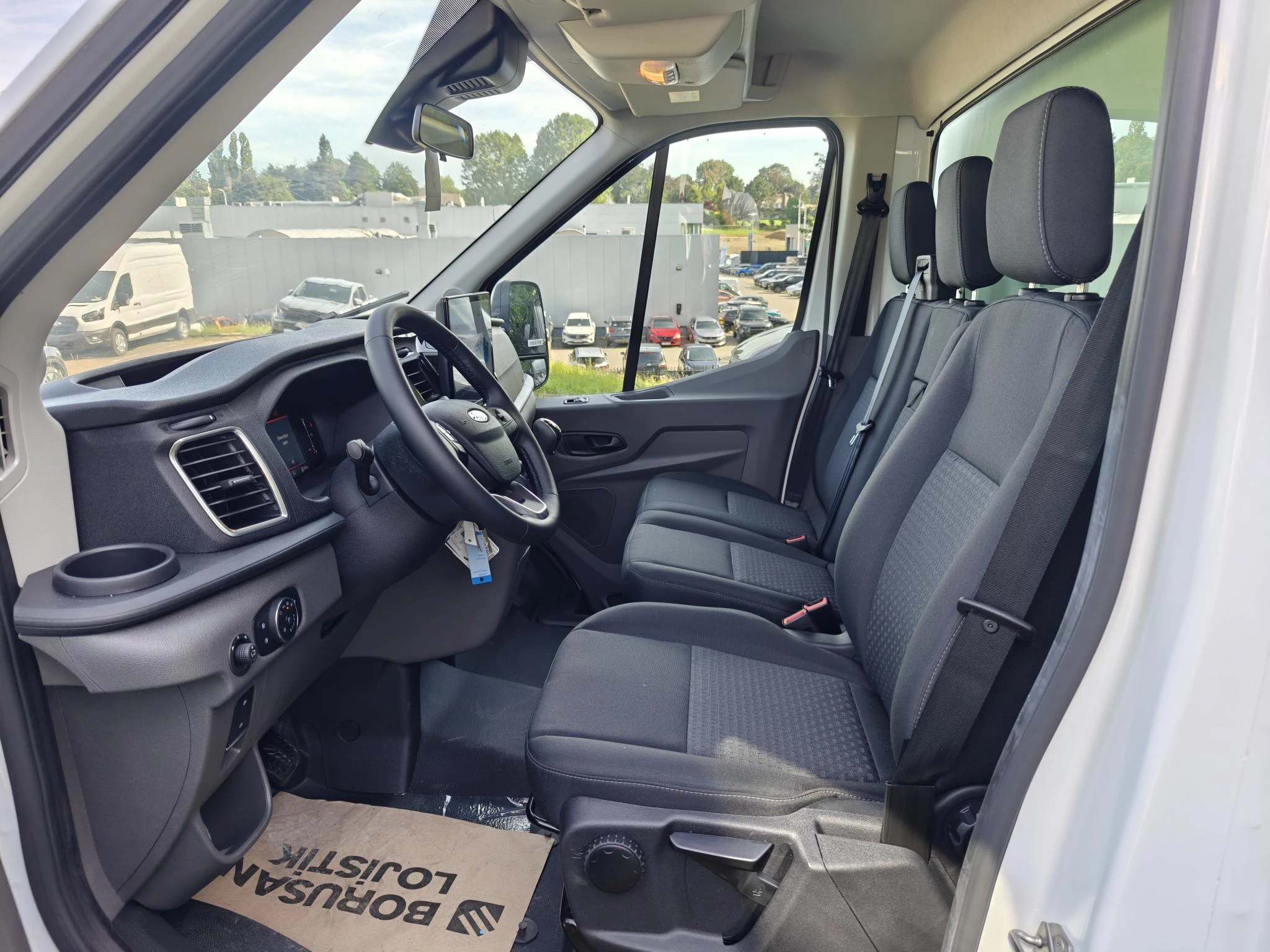 Ford Transit 2T ChassisCabine Meubelbak