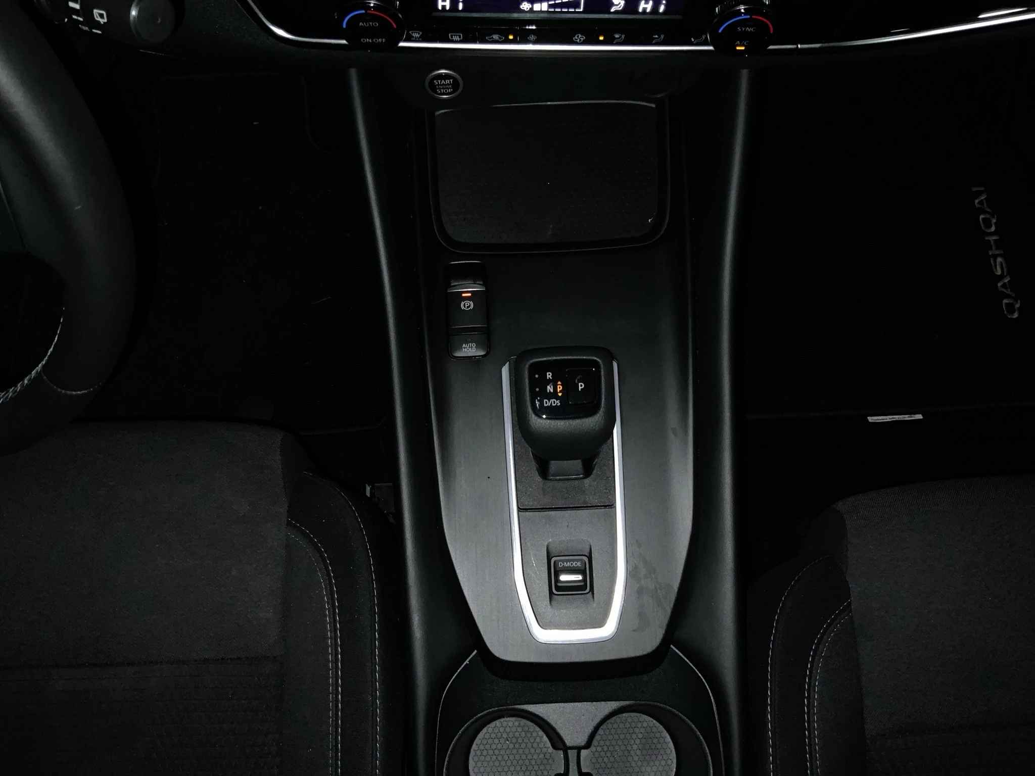 Nissan-QASHQAI-image-13