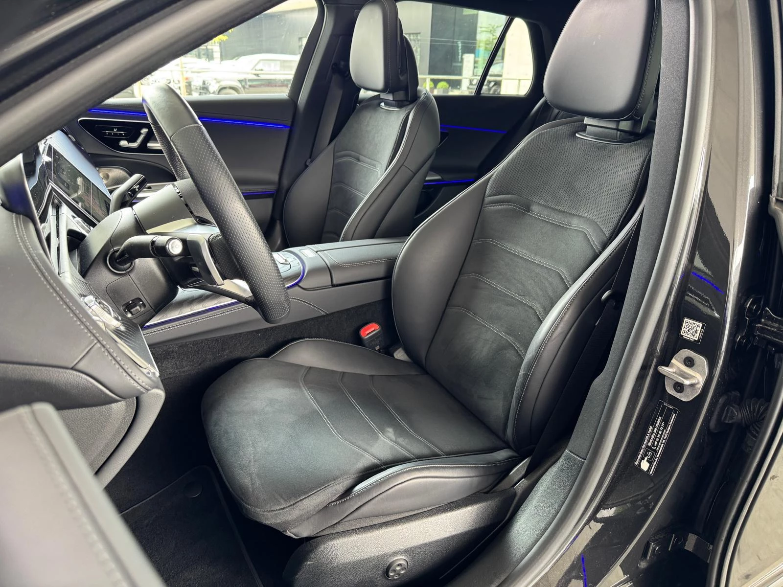 Mercedes-Benz E-Klasse 300 e AMG Line Break + PANO DAK + BURMESTER + DIGITAL LIGHT + NIGHTPACK