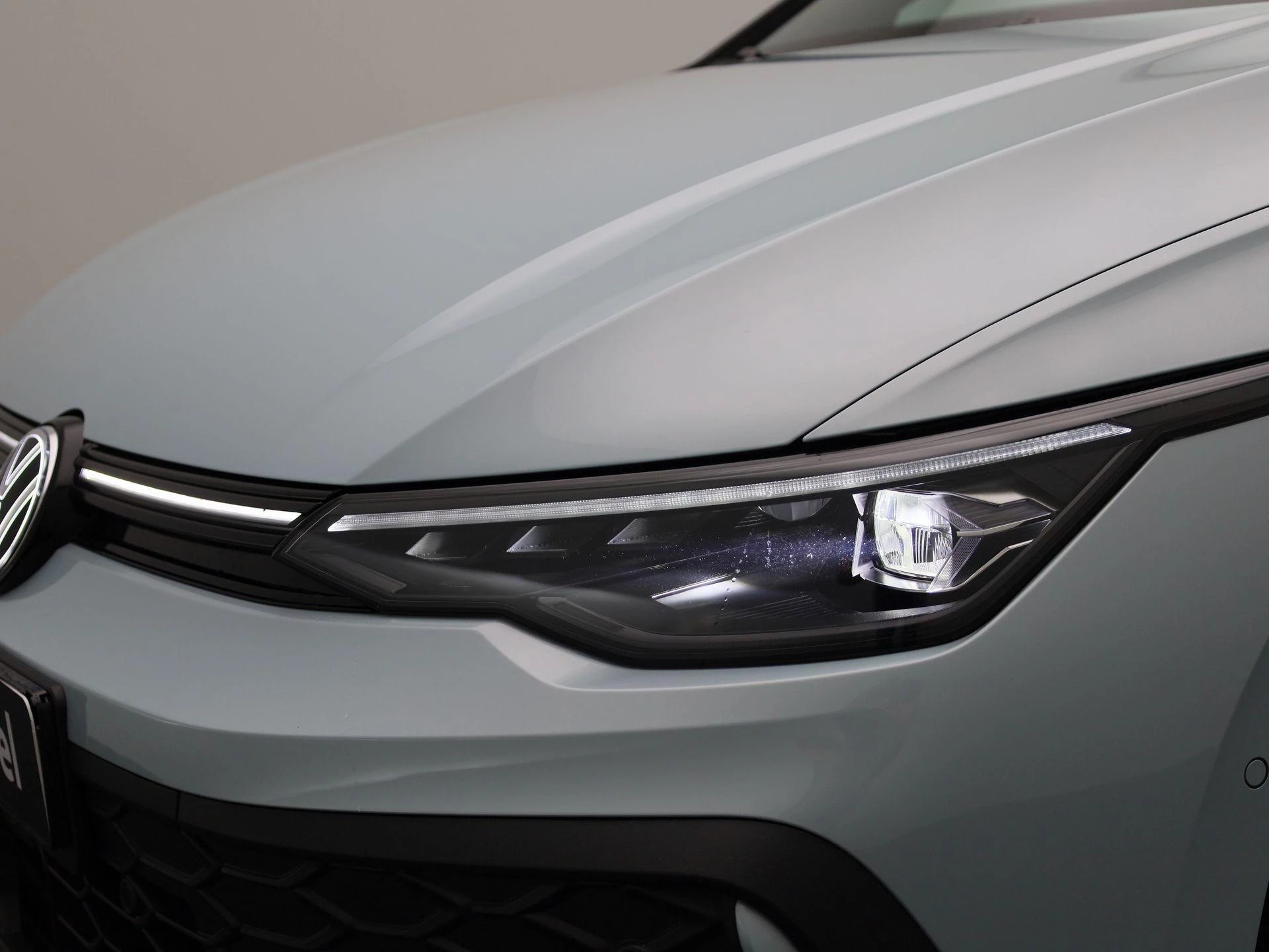 Volkswagen-Golf-image-13