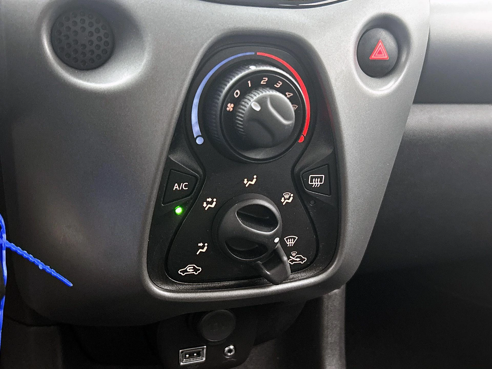 Toyota-Aygo-image-24