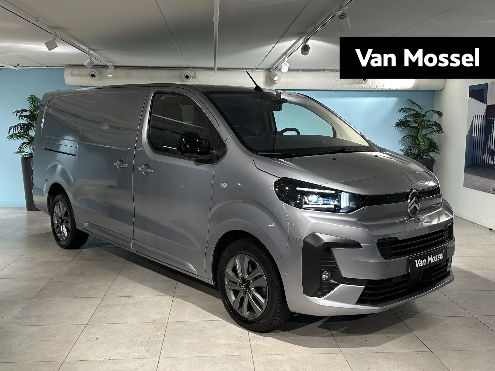 Citroën-Jumpy-image-0
